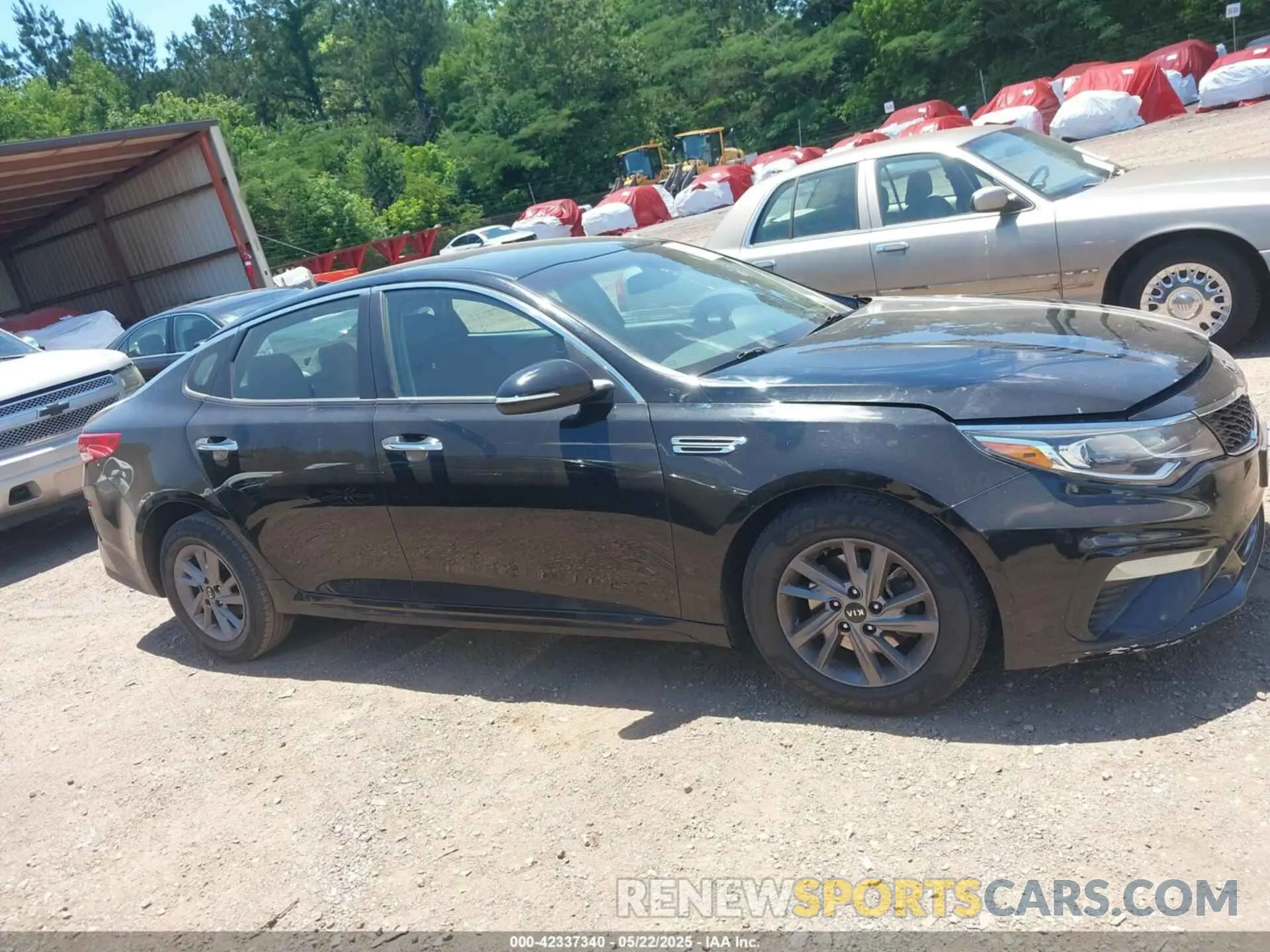 13 Photograph of a damaged car 5XXGT4L3XLG397383 KIA OPTIMA 2020