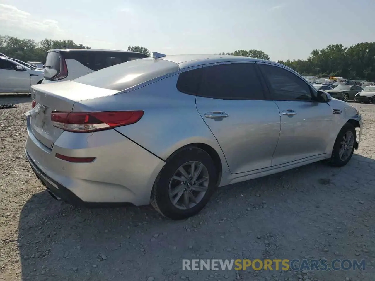 3 Photograph of a damaged car 5XXGT4L3XLG407300 KIA OPTIMA 2020