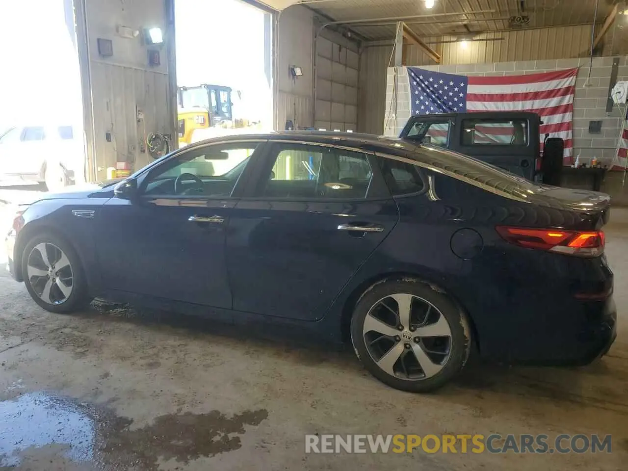 2 Photograph of a damaged car 5XXGT4L3XLG410911 KIA OPTIMA 2020