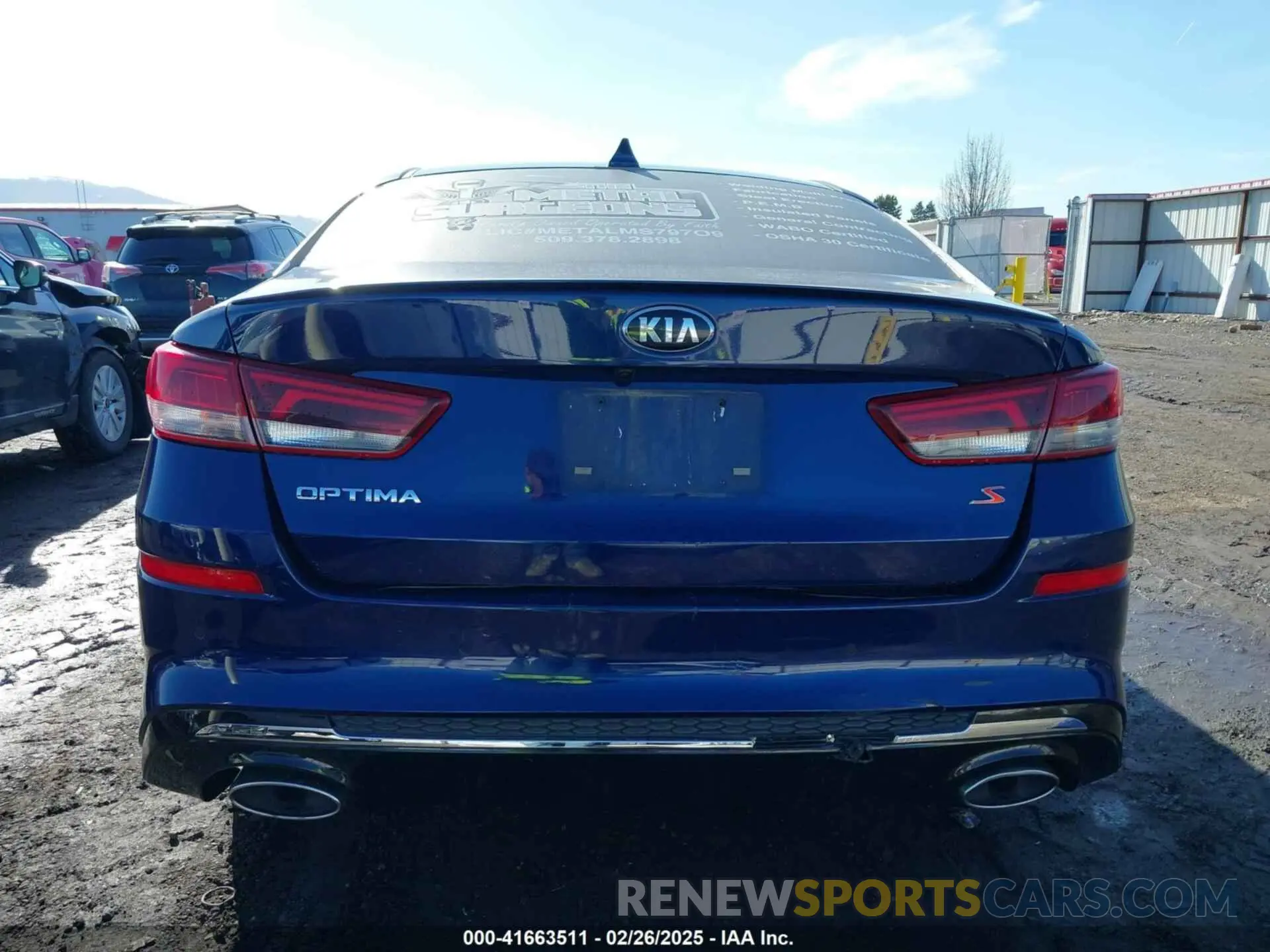 17 Photograph of a damaged car 5XXGT4L3XLG412772 KIA OPTIMA 2020