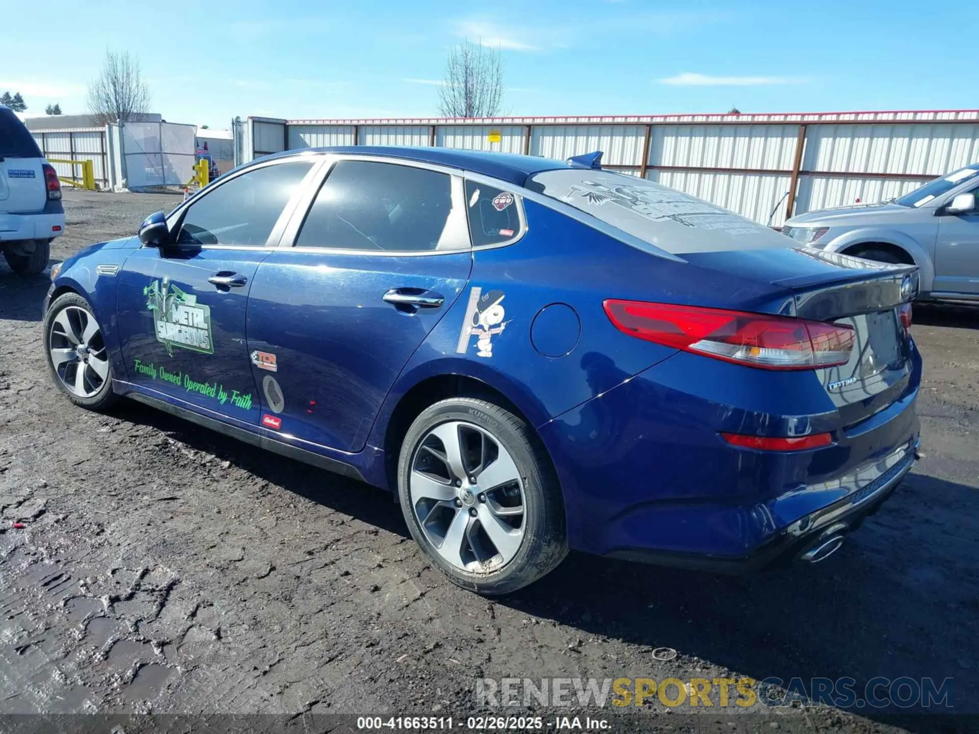 3 Photograph of a damaged car 5XXGT4L3XLG412772 KIA OPTIMA 2020