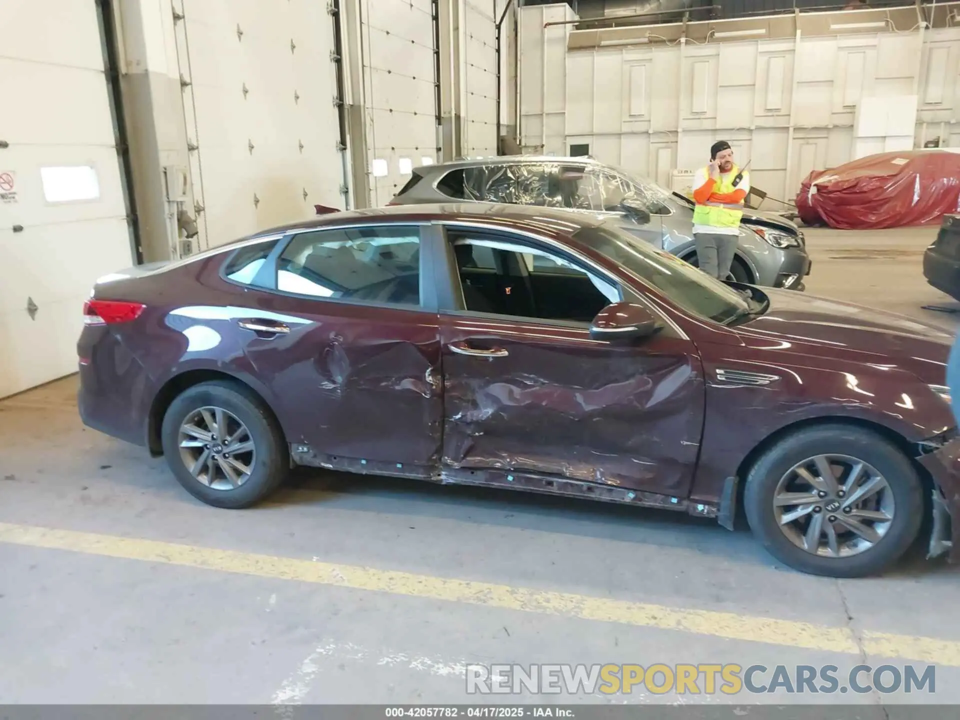 12 Photograph of a damaged car 5XXGT4L3XLG420838 KIA OPTIMA 2020