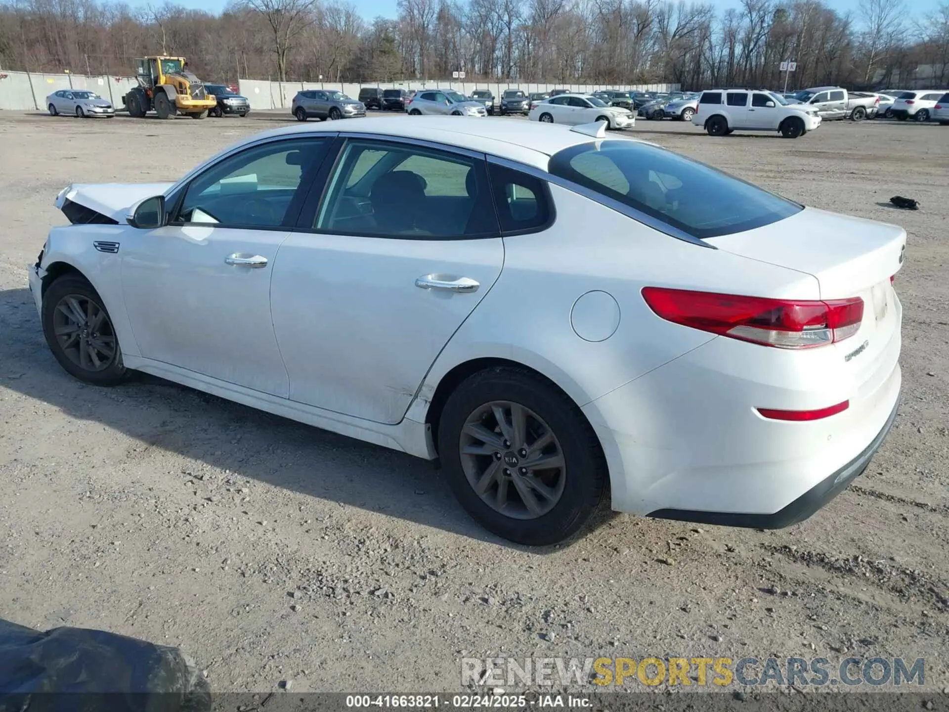 3 Photograph of a damaged car 5XXGT4L3XLG424520 KIA OPTIMA 2020