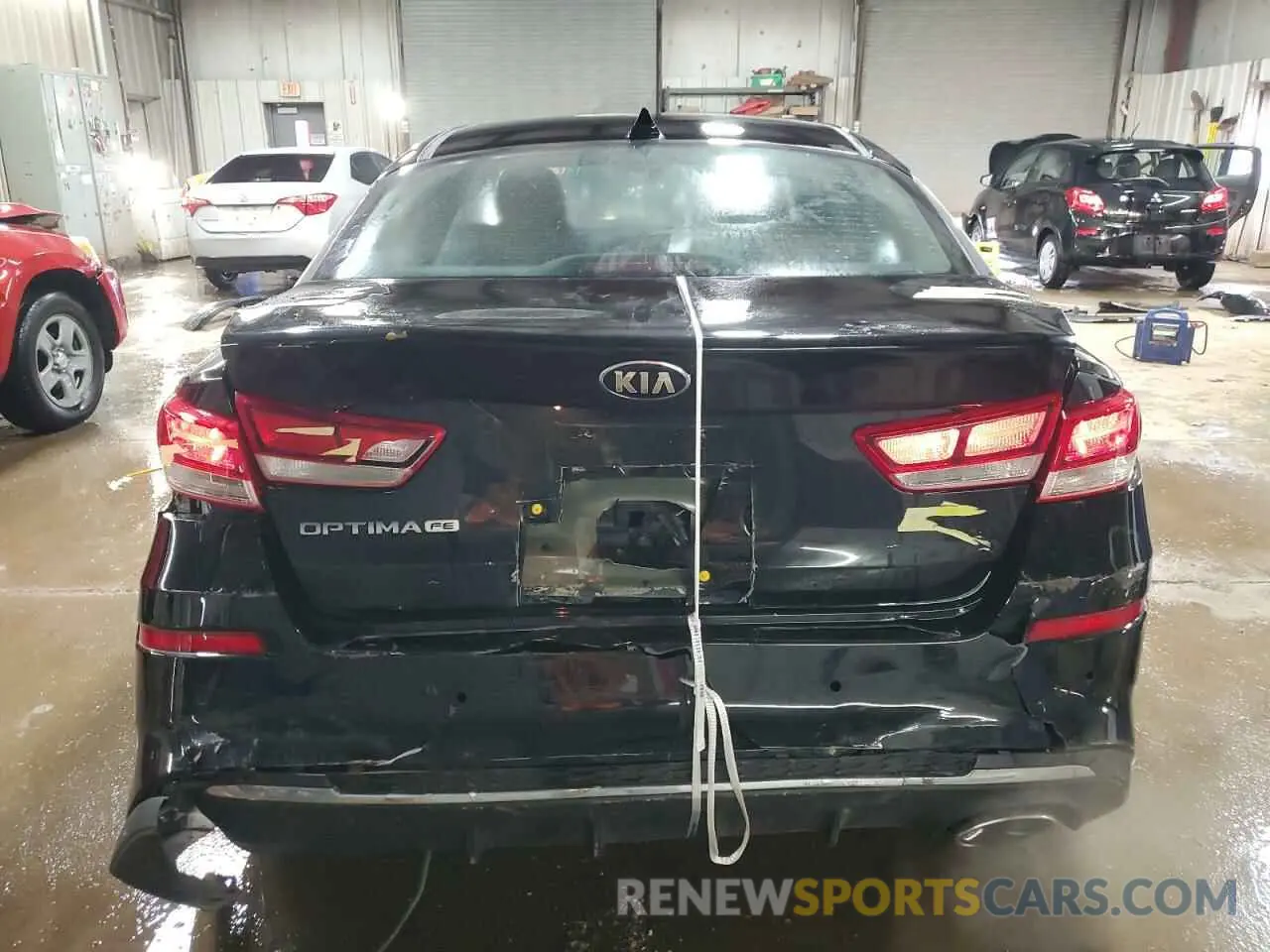 6 Photograph of a damaged car 5XXGT4L3XLG426297 KIA OPTIMA 2020