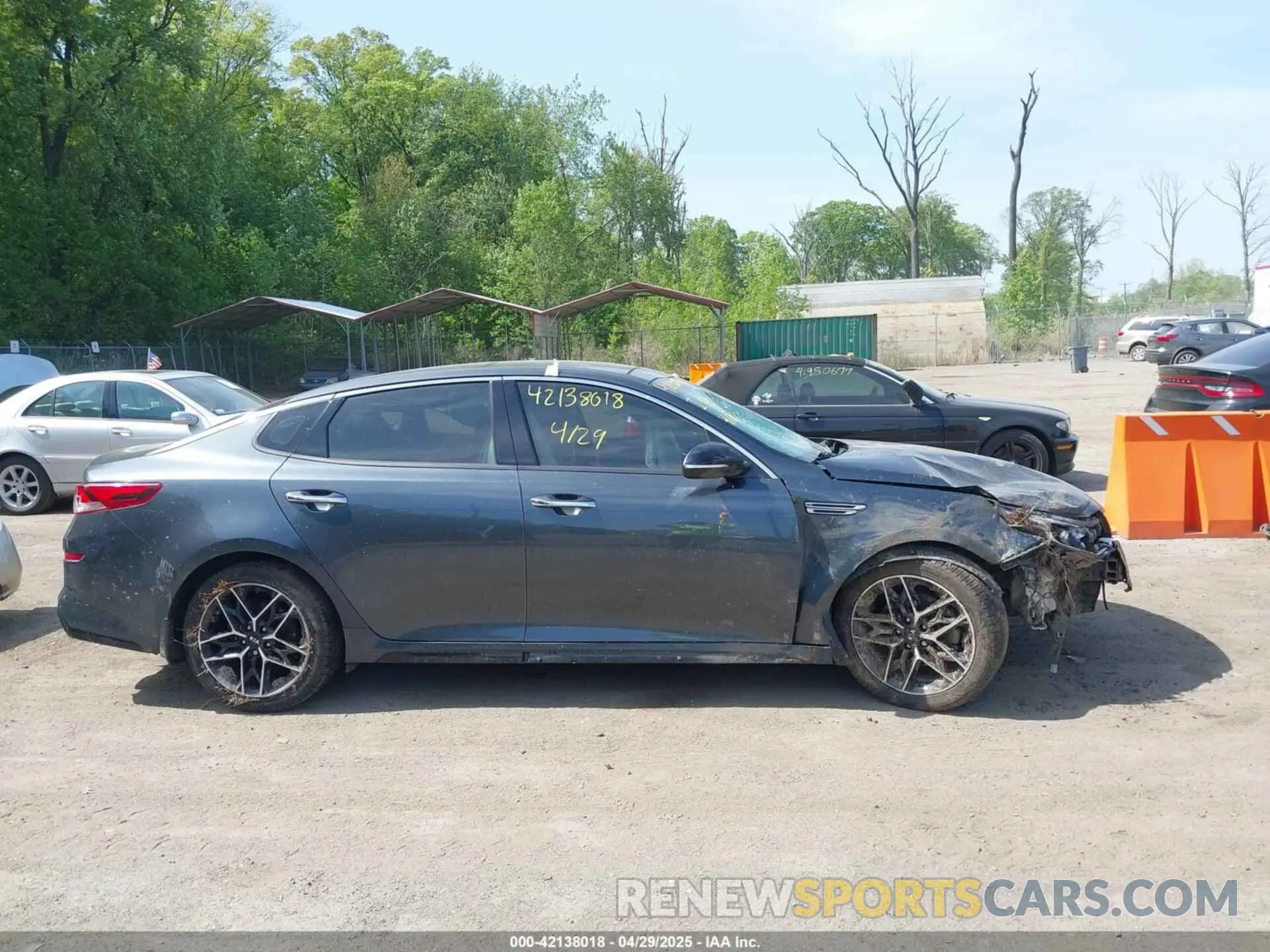 13 Photograph of a damaged car 5XXGT4L3XLG429779 KIA OPTIMA 2020