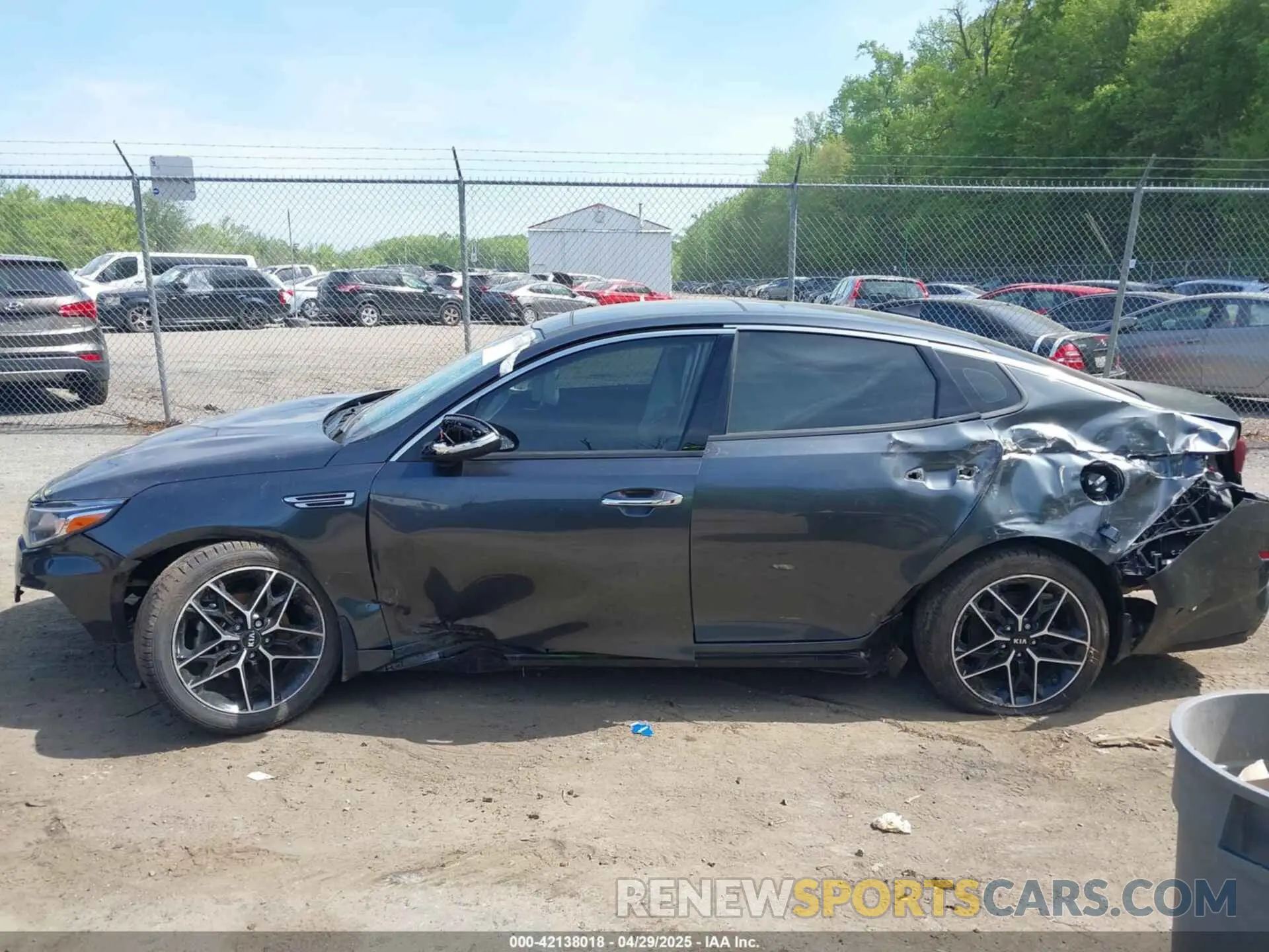 14 Photograph of a damaged car 5XXGT4L3XLG429779 KIA OPTIMA 2020