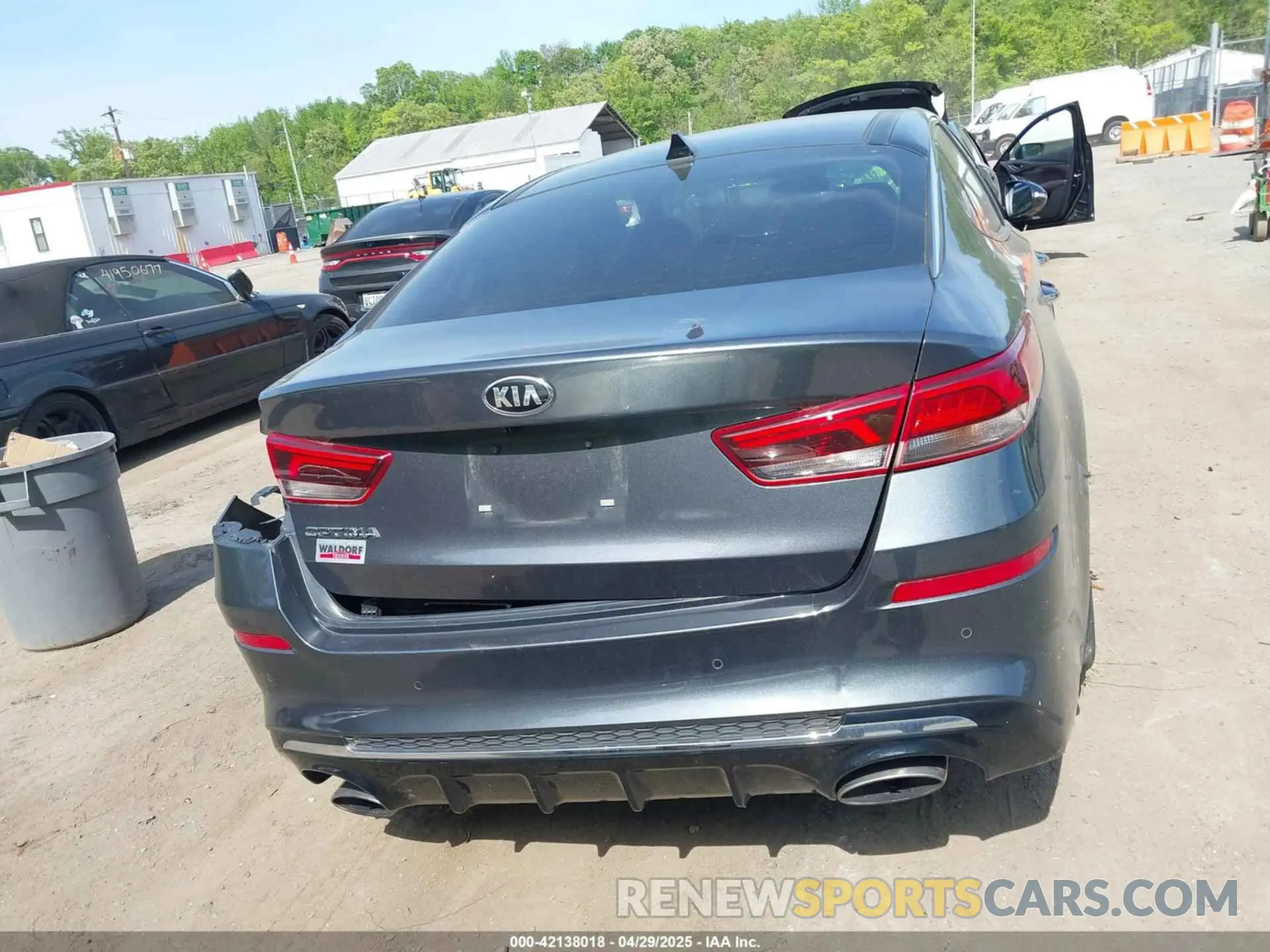 16 Photograph of a damaged car 5XXGT4L3XLG429779 KIA OPTIMA 2020