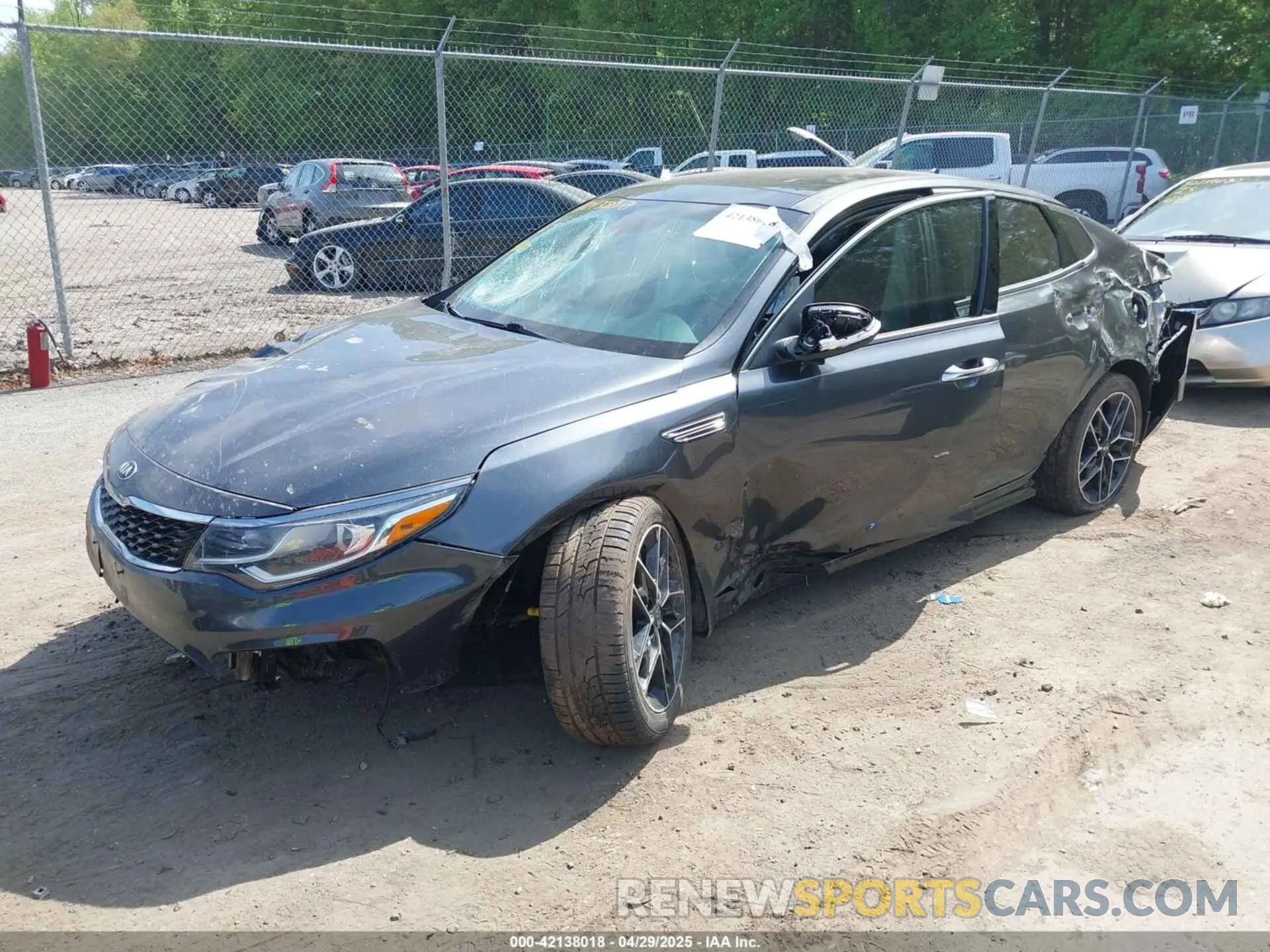 2 Photograph of a damaged car 5XXGT4L3XLG429779 KIA OPTIMA 2020