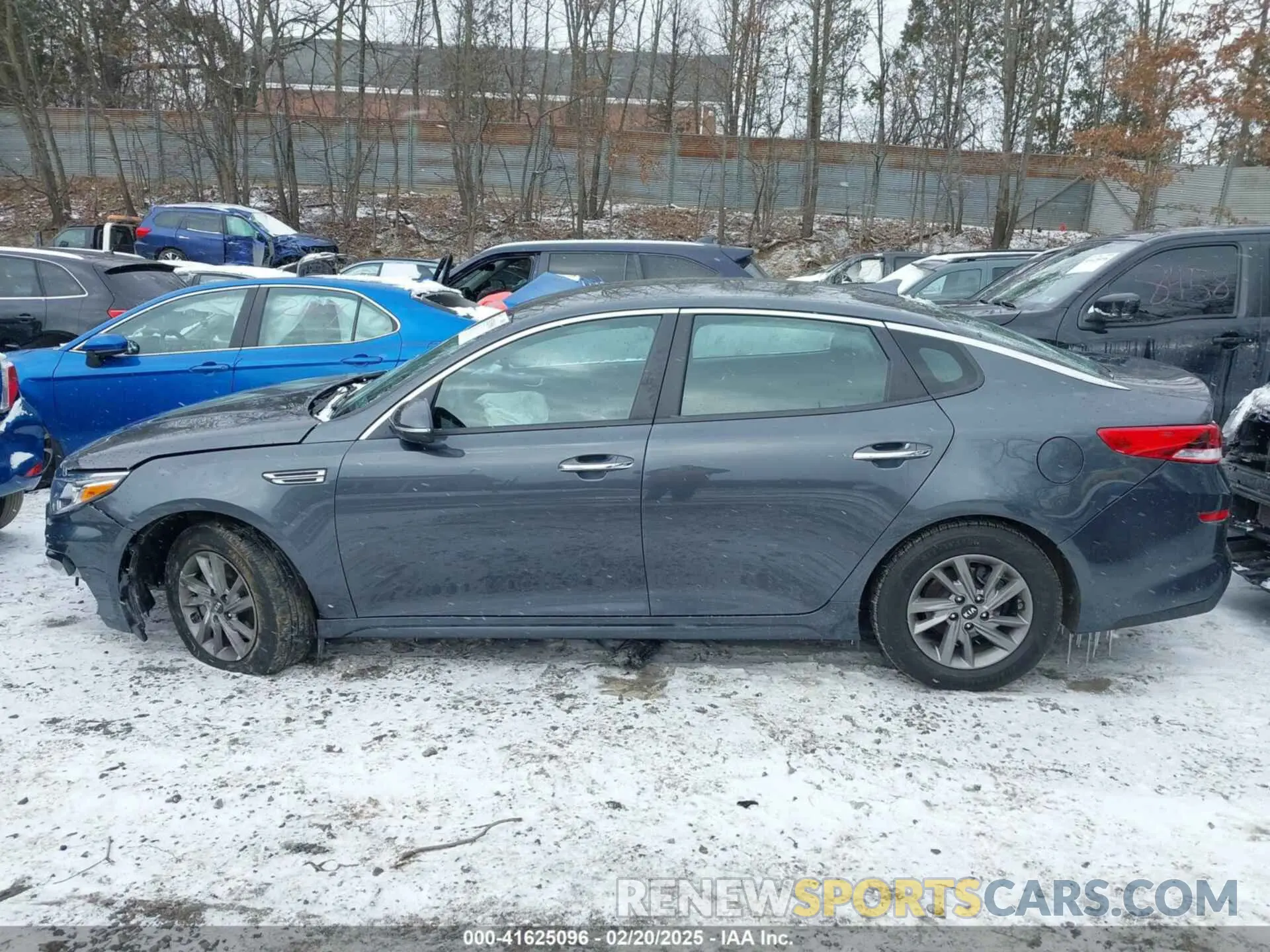 14 Photograph of a damaged car 5XXGT4L3XLG434058 KIA OPTIMA 2020