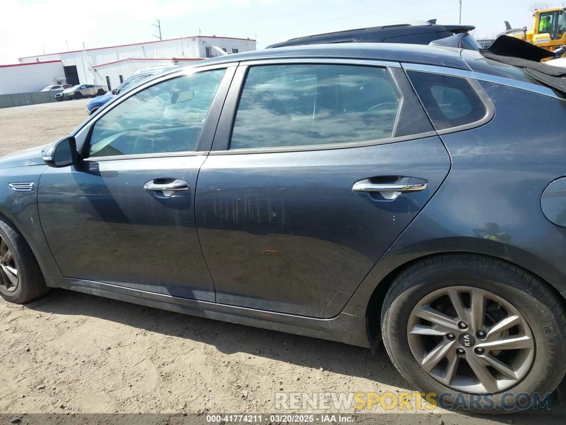 13 Photograph of a damaged car 5XXGT4L3XLG438465 KIA OPTIMA 2020