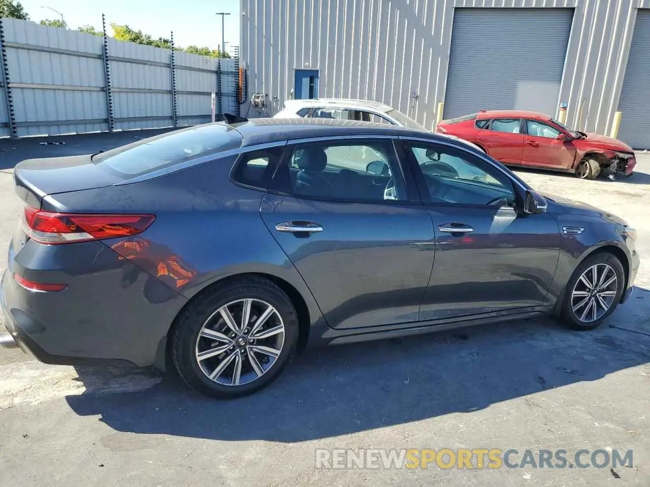 3 Photograph of a damaged car 5XXGU4L15LG430107 KIA OPTIMA 2020