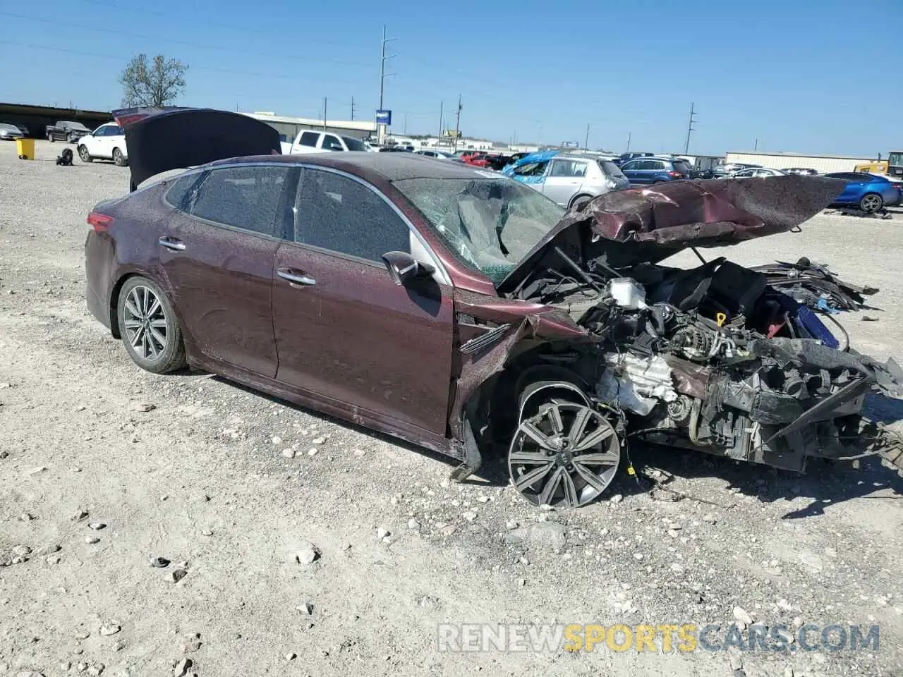 4 Photograph of a damaged car 5XXGU4L17LG393965 KIA OPTIMA 2020