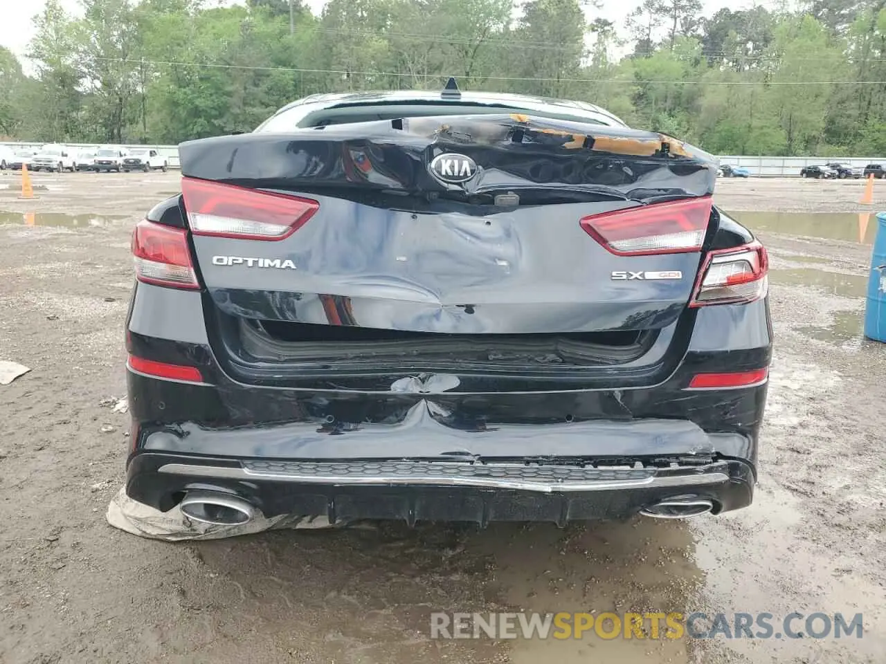6 Photograph of a damaged car 5XXGW4L21LG404414 KIA OPTIMA 2020