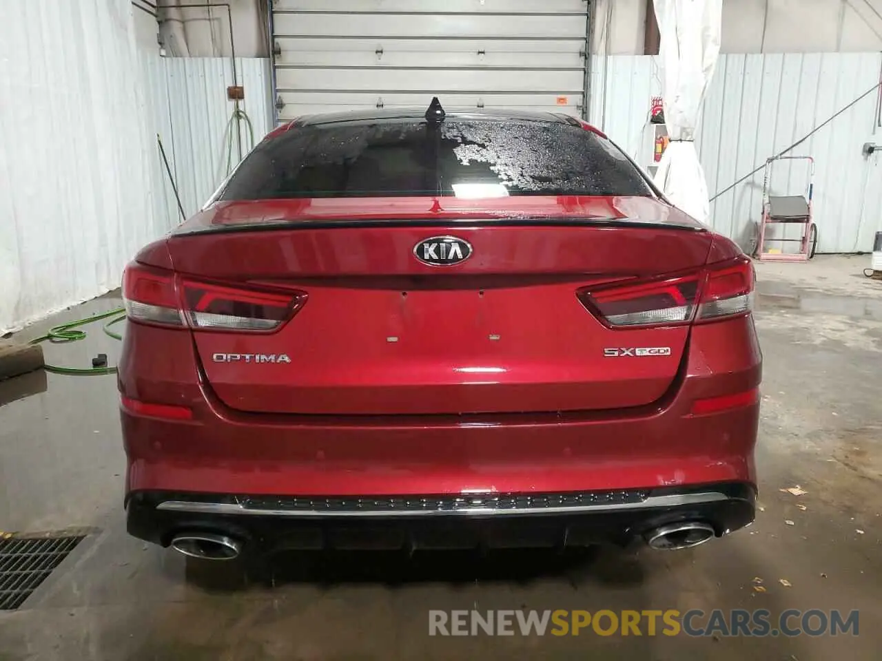 6 Photograph of a damaged car 5XXGW4L25LG396656 KIA OPTIMA 2020