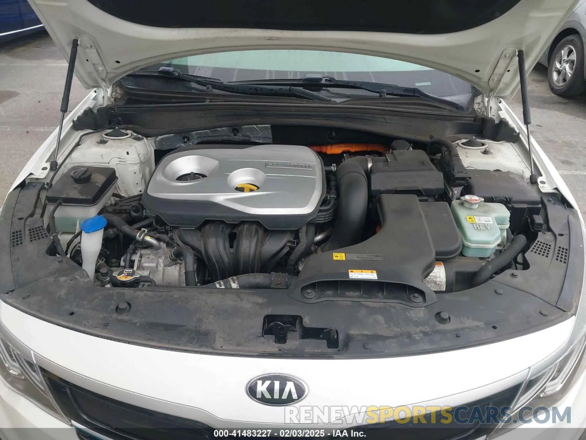 10 Photograph of a damaged car KNAGU4LE3L5037307 KIA OPTIMA HYBRID 2020