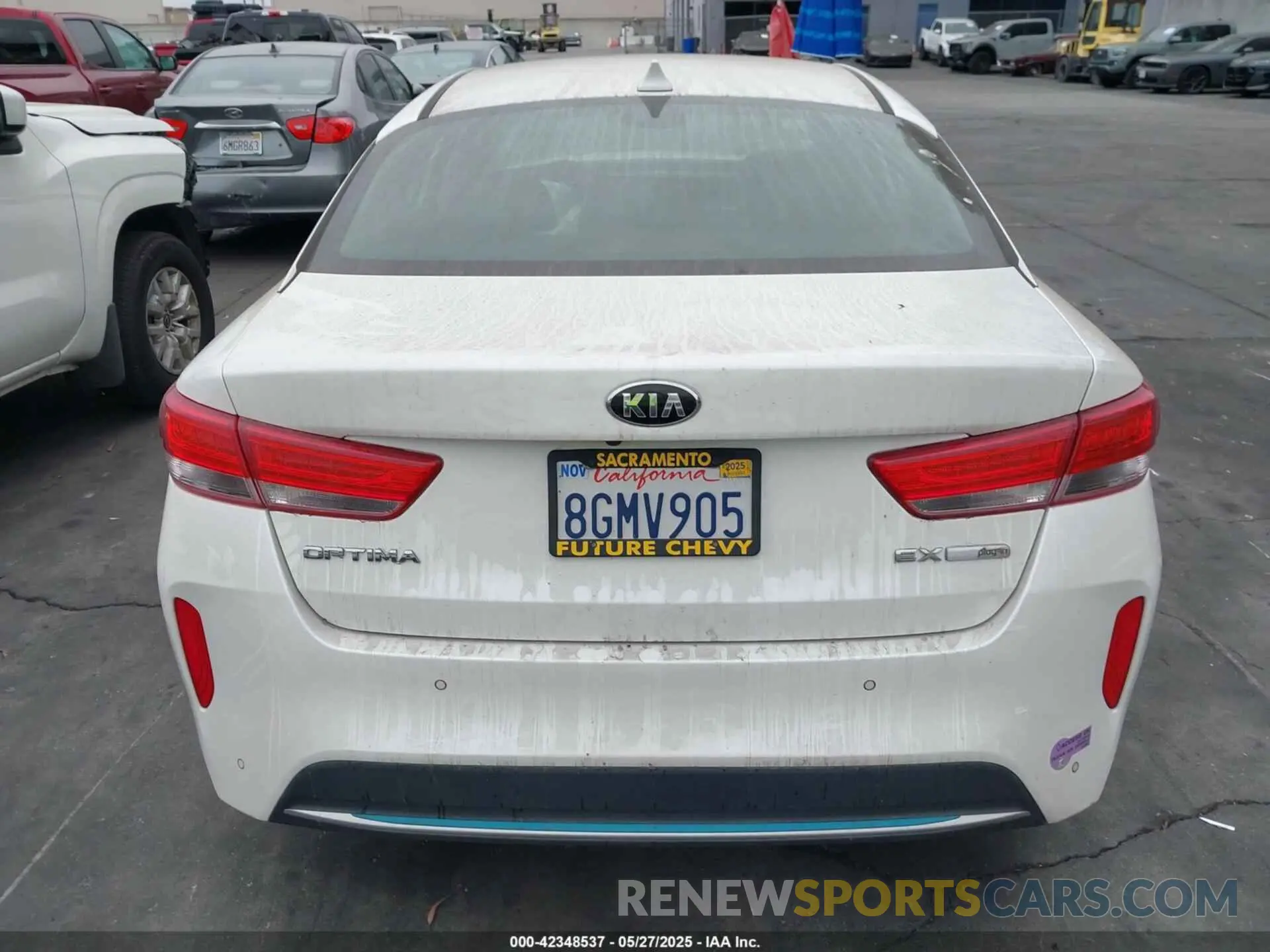 17 Photograph of a damaged car KNAGV4LD5K5031981 KIA OPTIMA PLUG-IN HYBRID 2019