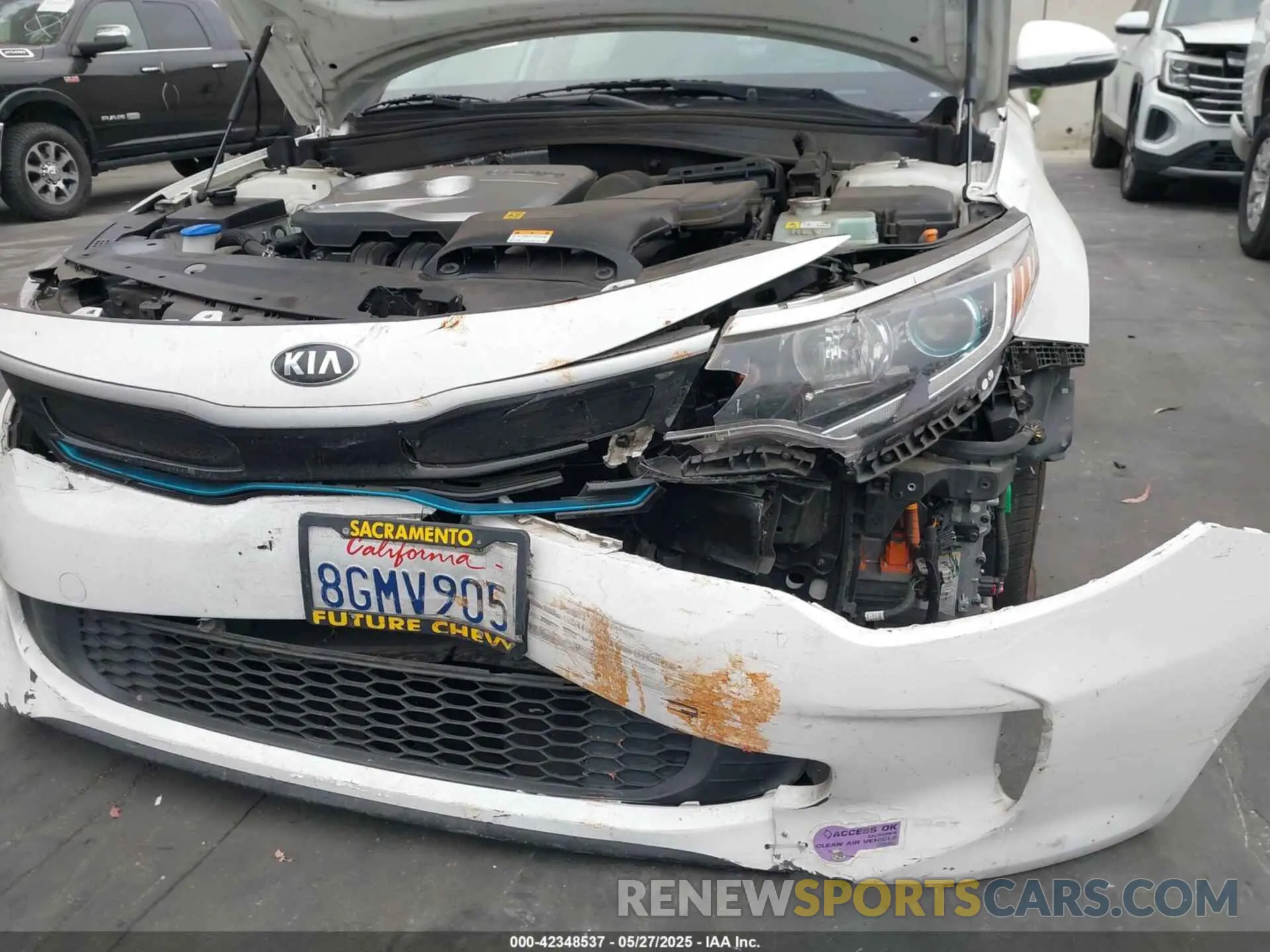 6 Photograph of a damaged car KNAGV4LD5K5031981 KIA OPTIMA PLUG-IN HYBRID 2019