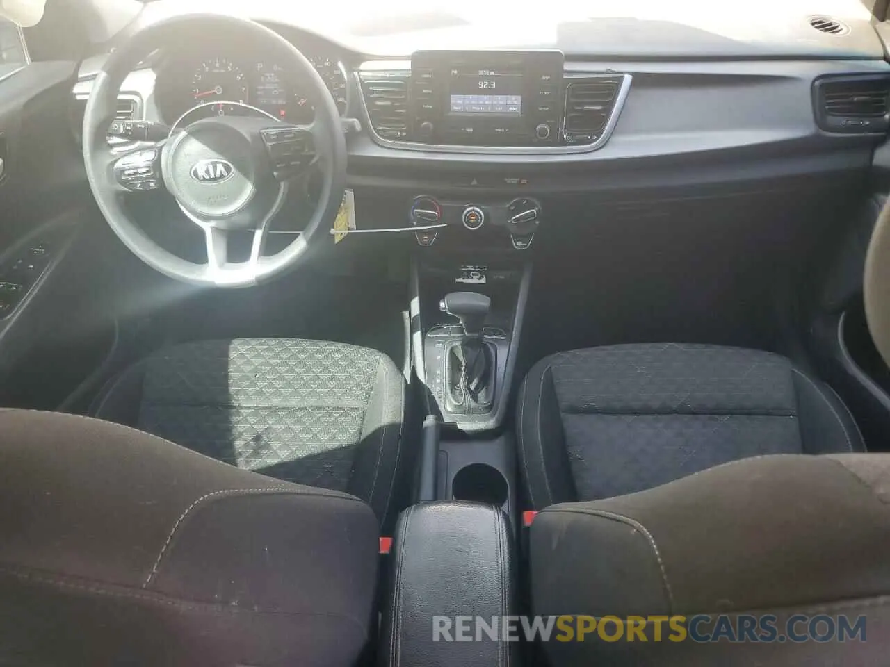 8 Photograph of a damaged car 3KPA24AB0KE158063 KIA RIO 2019