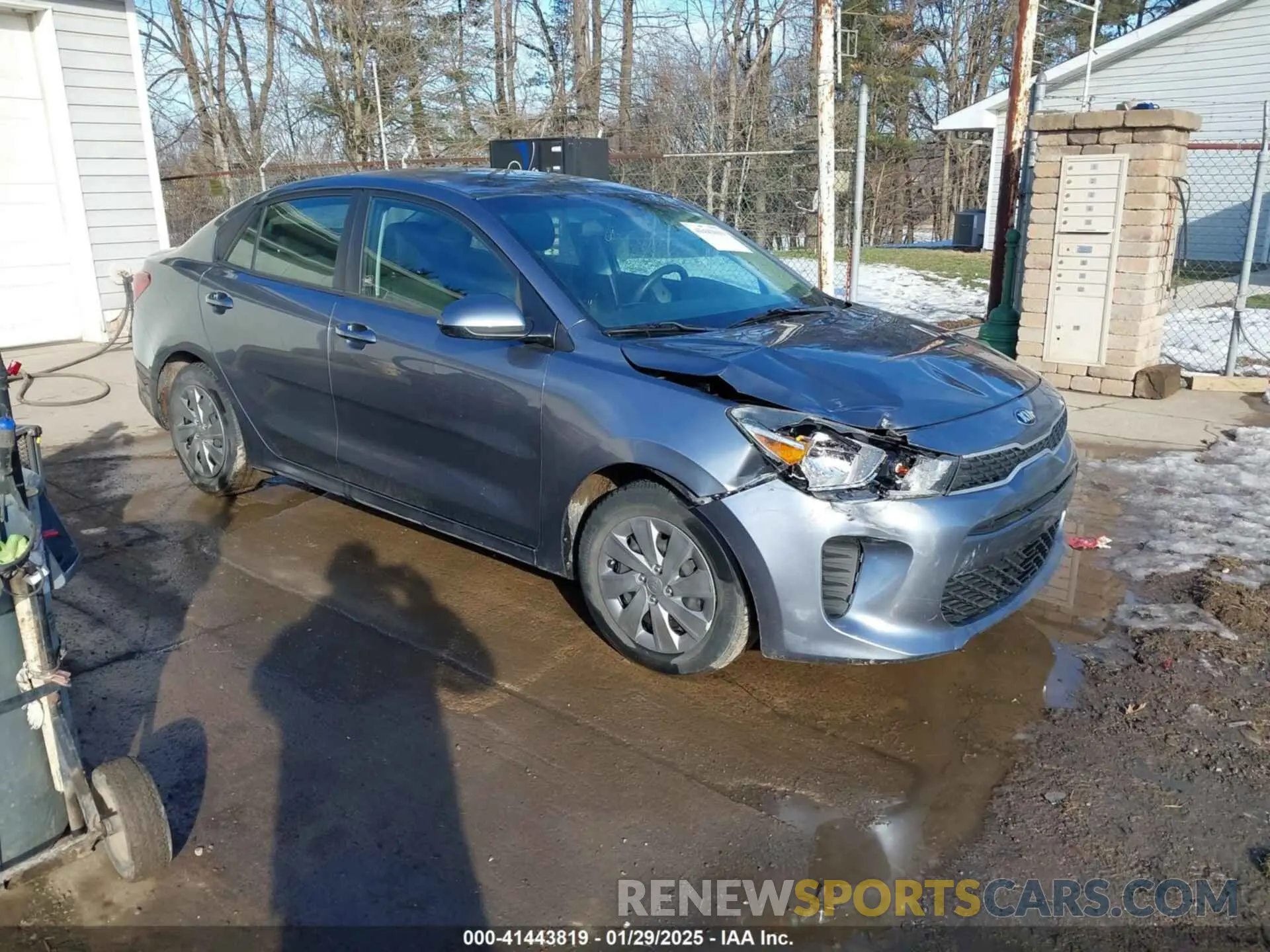 1 Photograph of a damaged car 3KPA24AB0KE178507 KIA RIO 2019