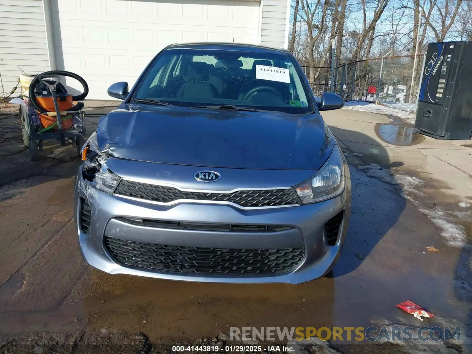 12 Photograph of a damaged car 3KPA24AB0KE178507 KIA RIO 2019
