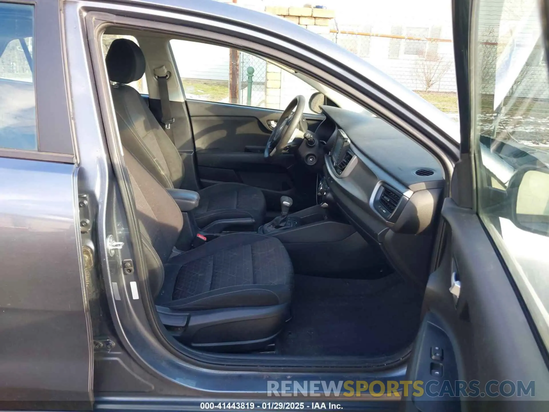 5 Photograph of a damaged car 3KPA24AB0KE178507 KIA RIO 2019
