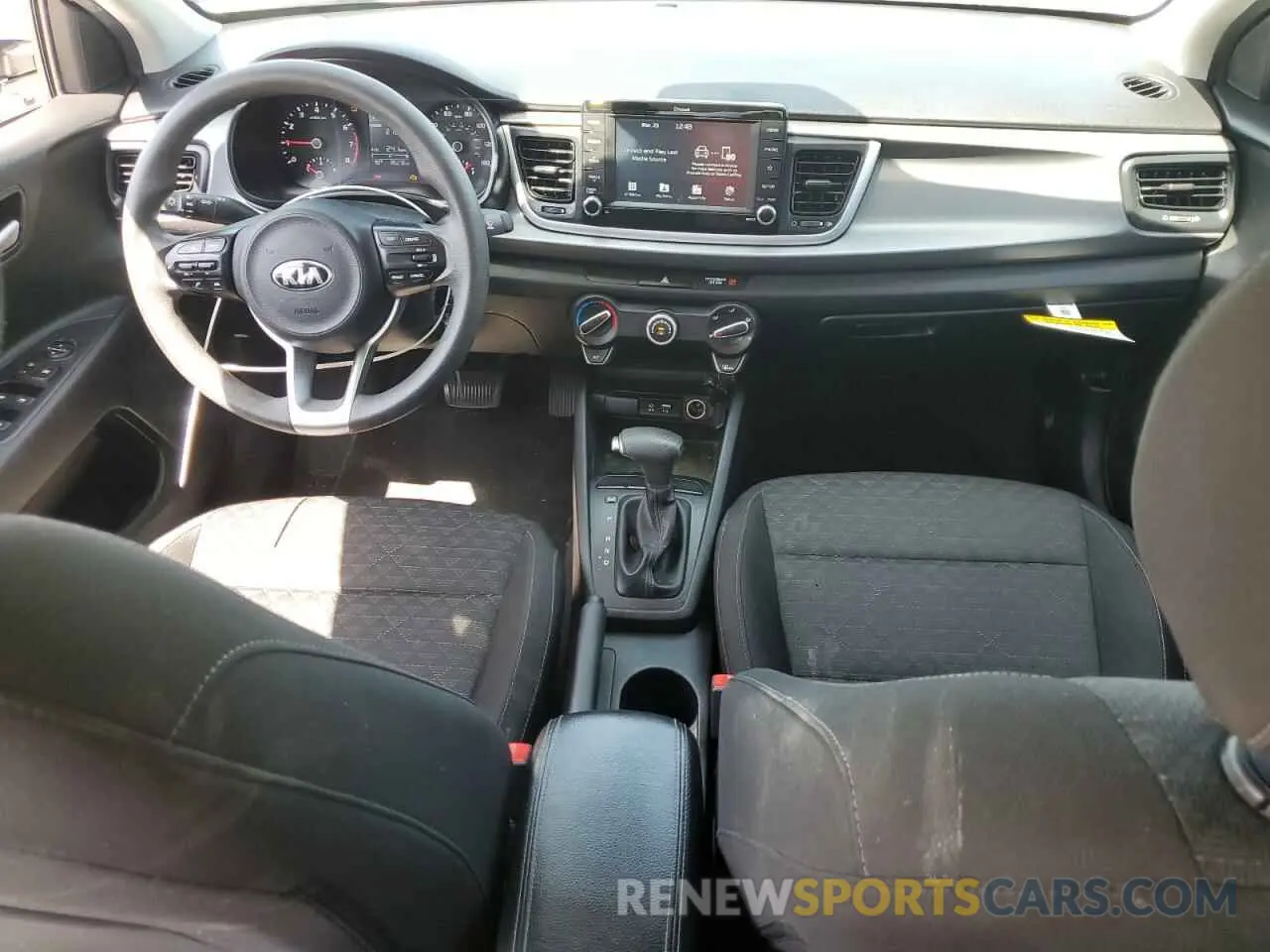 8 Photograph of a damaged car 3KPA24AB0KE198448 KIA RIO 2019