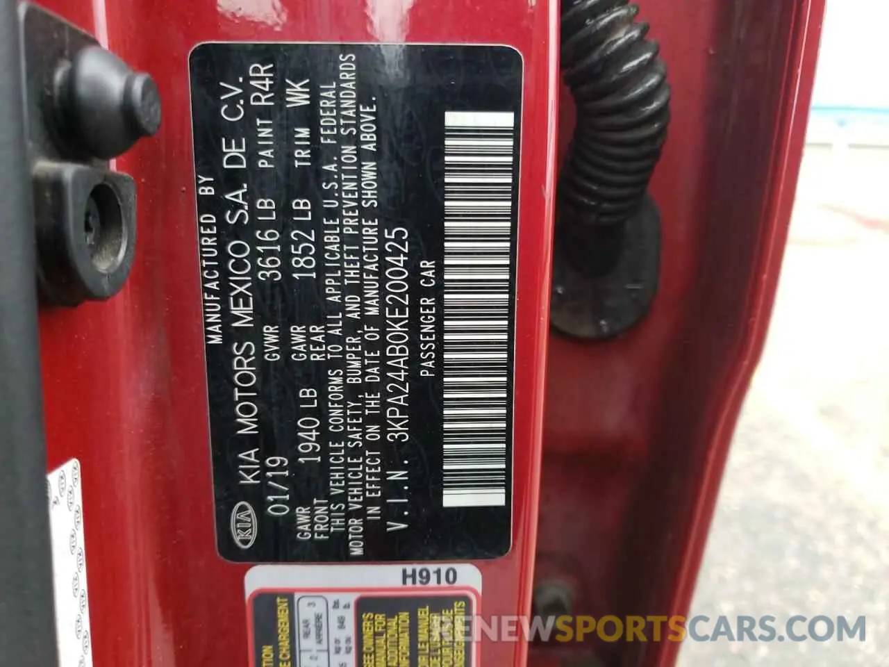 12 Photograph of a damaged car 3KPA24AB0KE200425 KIA RIO 2019