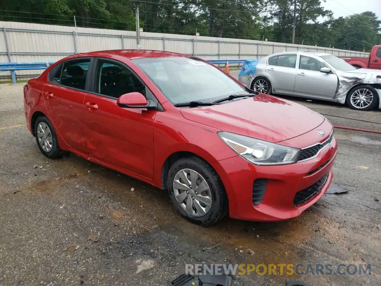 4 Photograph of a damaged car 3KPA24AB0KE200425 KIA RIO 2019