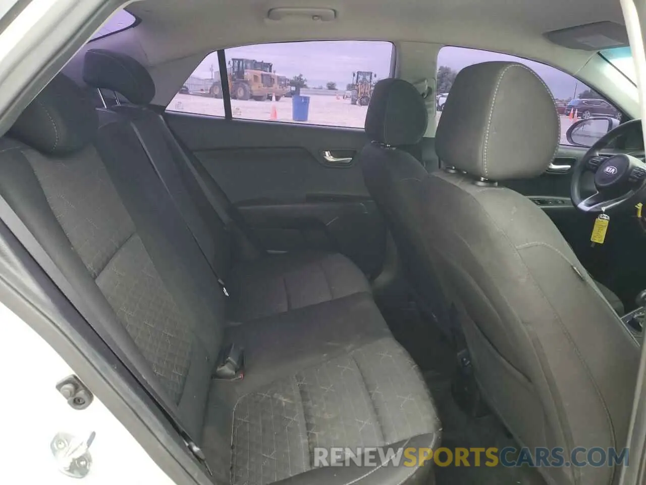 10 Photograph of a damaged car 3KPA24AB0KE205320 KIA RIO 2019