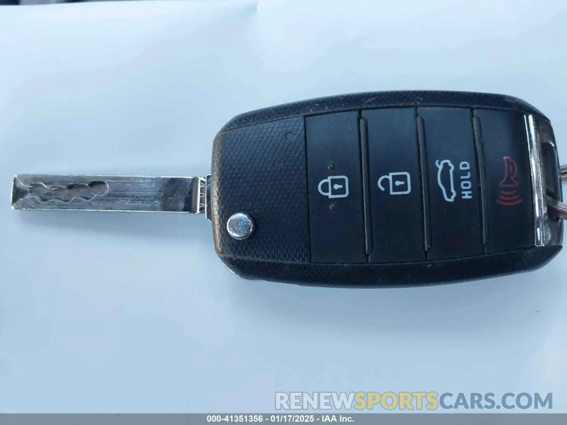 11 Photograph of a damaged car 3KPA24AB0KE214115 KIA RIO 2019