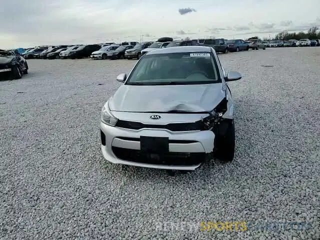 11 Photograph of a damaged car 3KPA24AB0KE233568 KIA RIO 2019