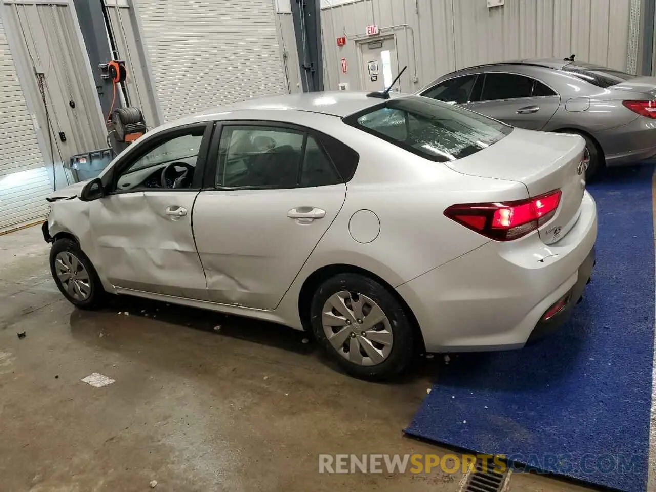 2 Photograph of a damaged car 3KPA24AB0KE233568 KIA RIO 2019