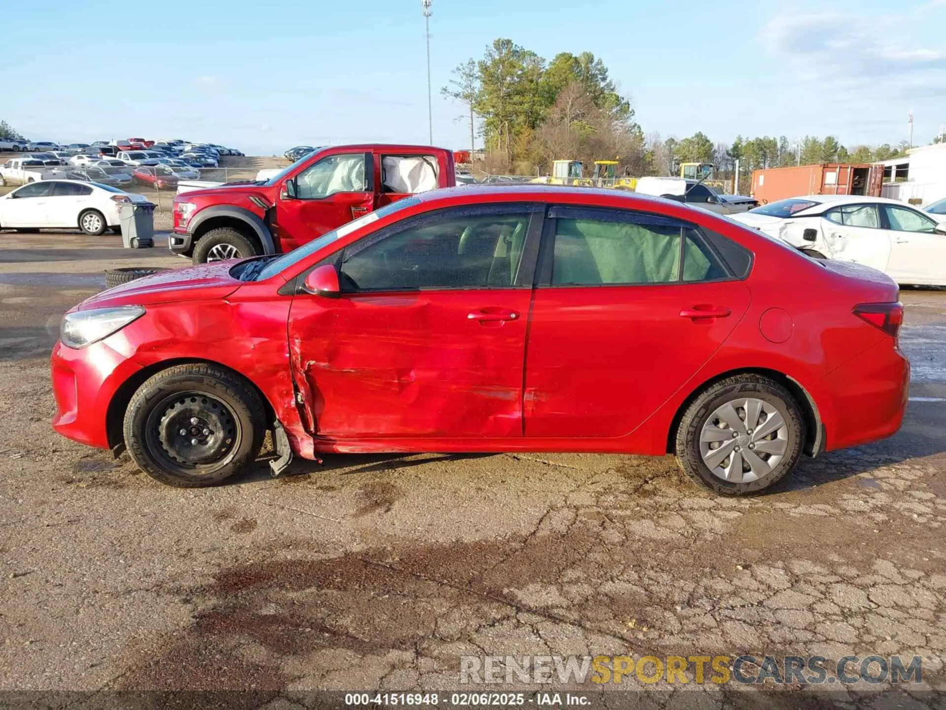 14 Photograph of a damaged car 3KPA24AB1KE157990 KIA RIO 2019