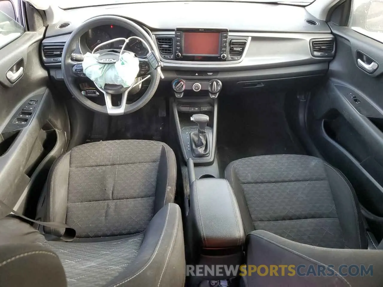 8 Photograph of a damaged car 3KPA24AB1KE160551 KIA RIO 2019