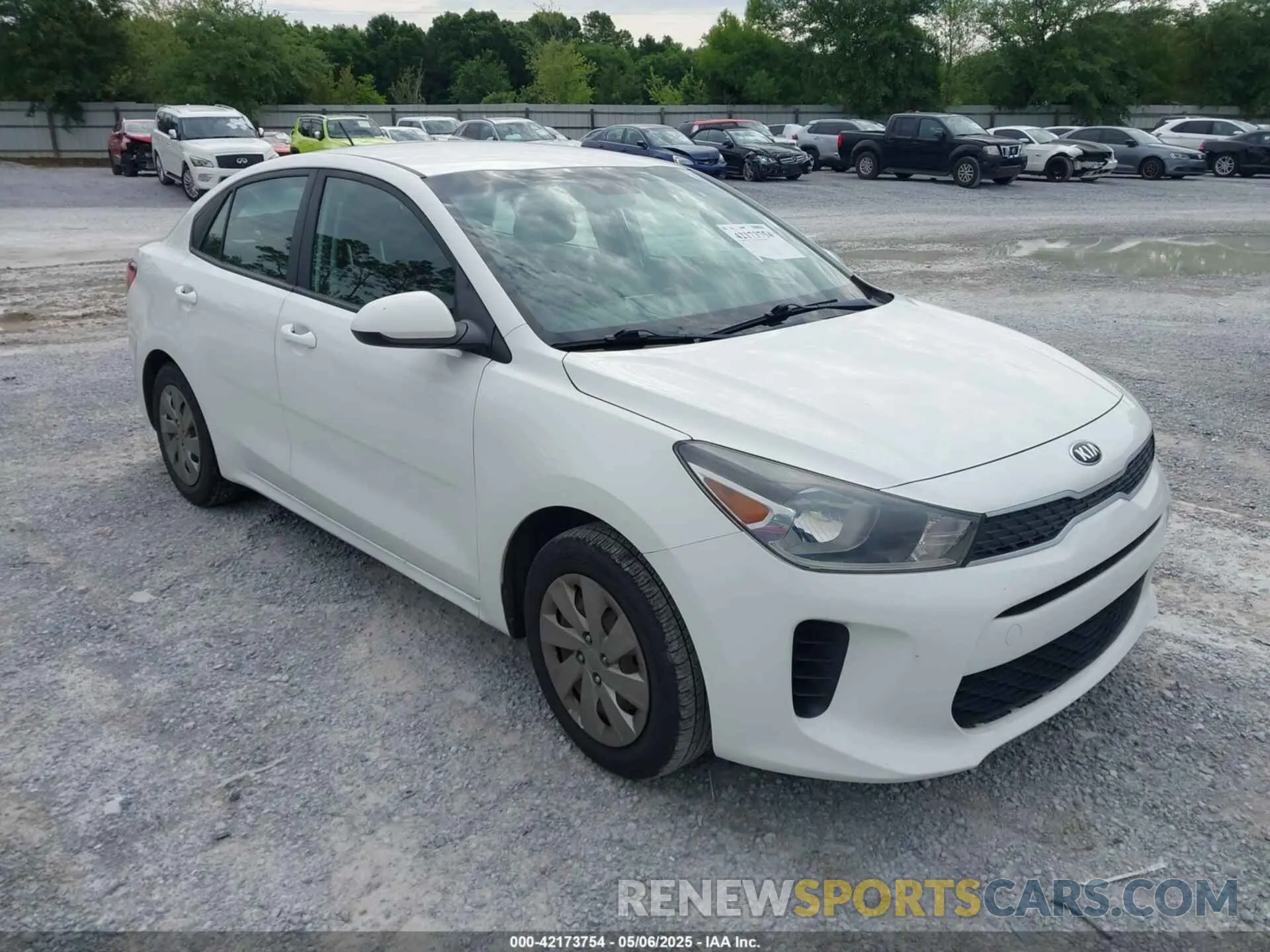 1 Photograph of a damaged car 3KPA24AB1KE161621 KIA RIO 2019