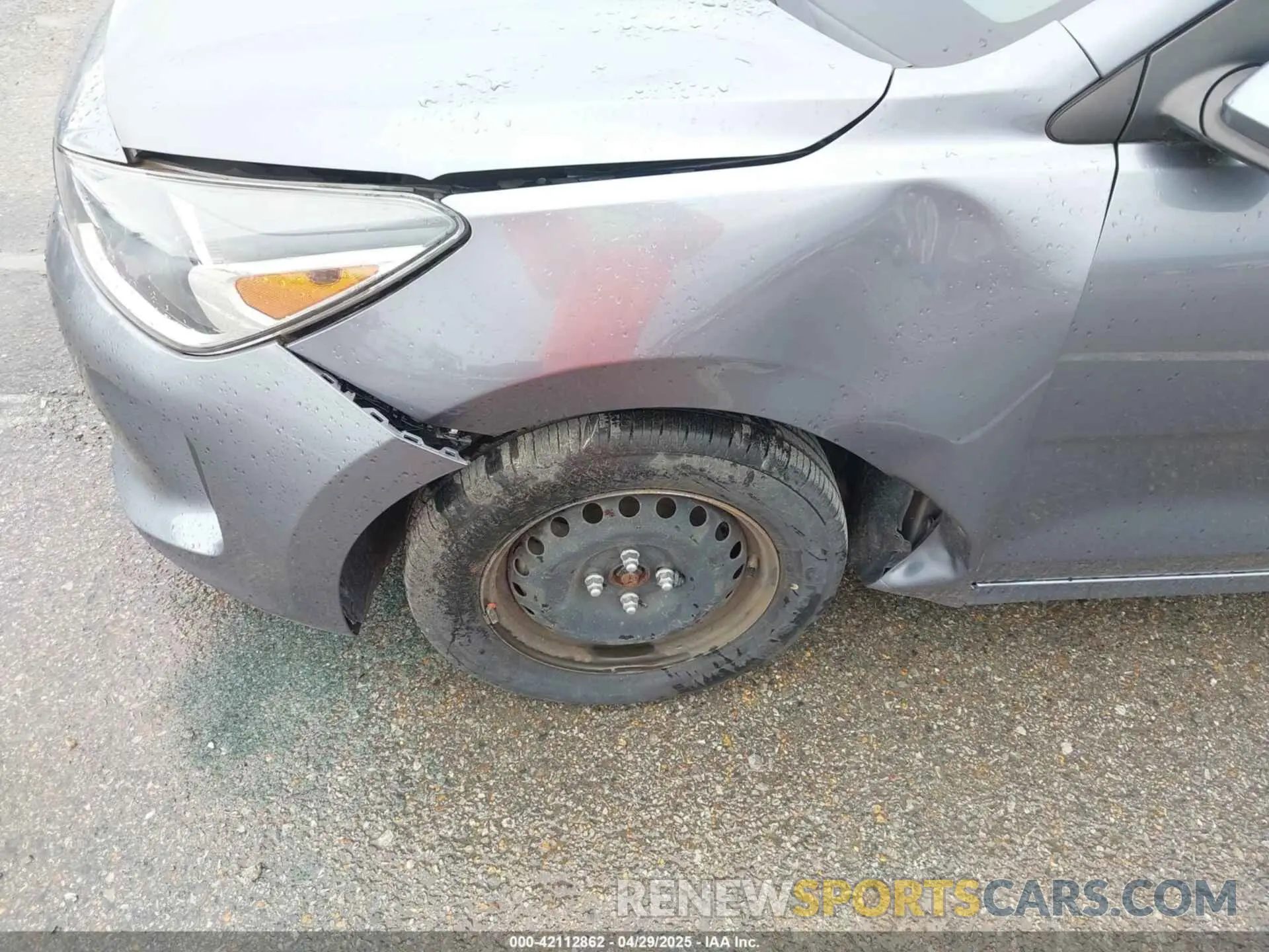17 Photograph of a damaged car 3KPA24AB1KE171033 KIA RIO 2019