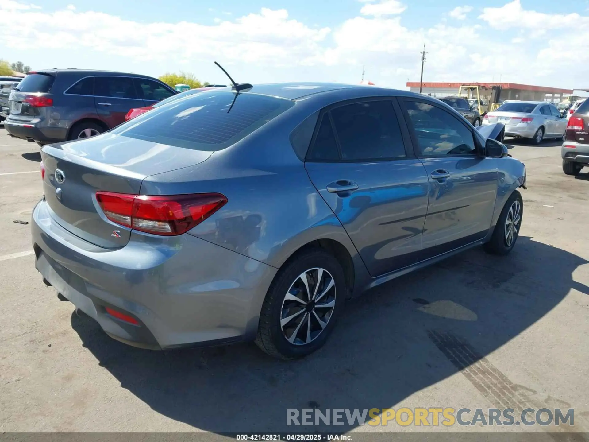 4 Photograph of a damaged car 3KPA24AB1KE179729 KIA RIO 2019