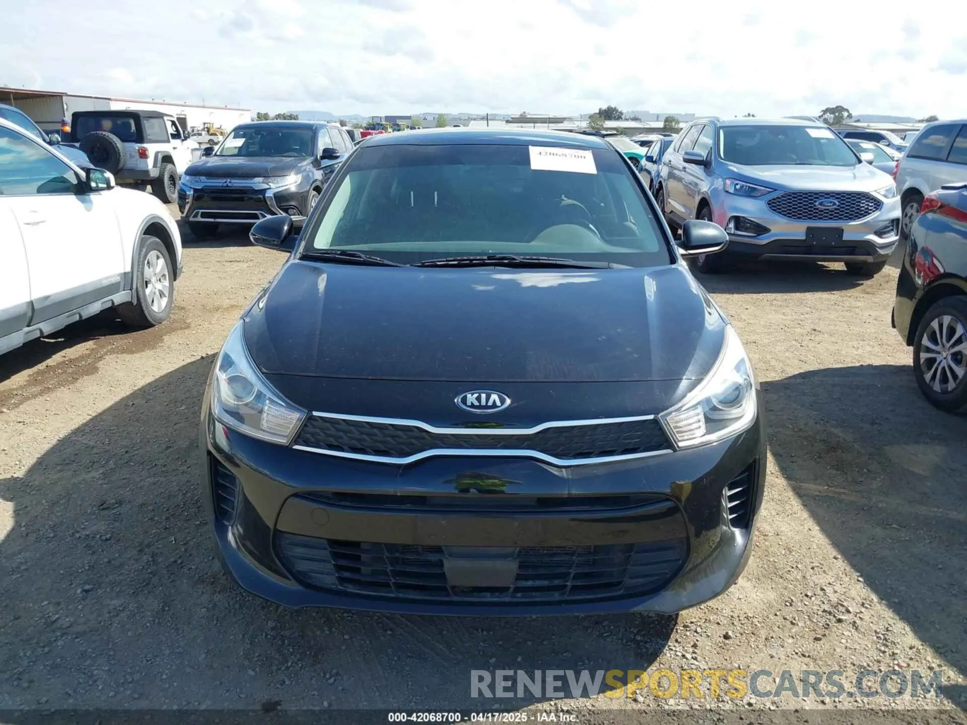 11 Photograph of a damaged car 3KPA24AB1KE201390 KIA RIO 2019