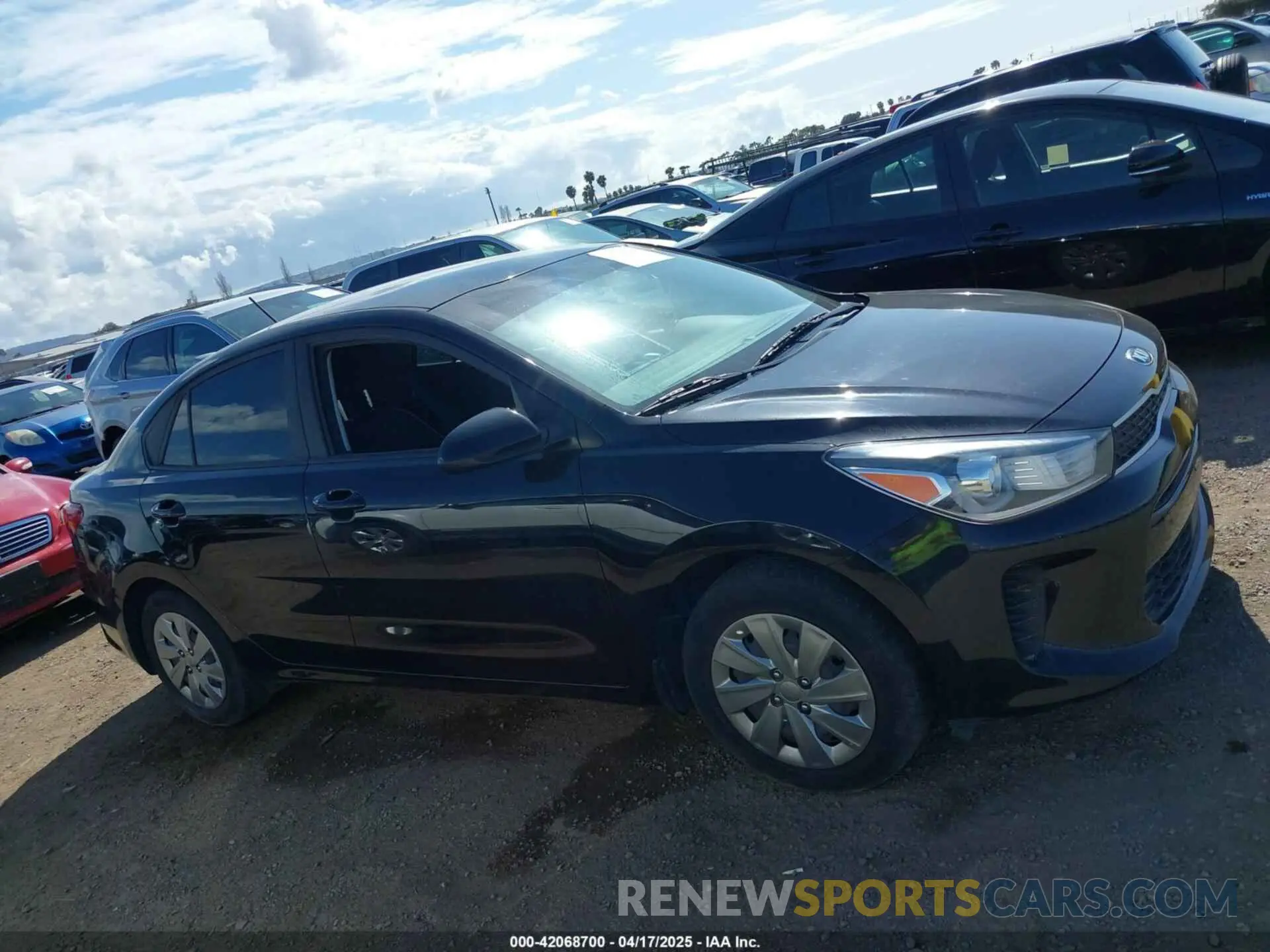 12 Photograph of a damaged car 3KPA24AB1KE201390 KIA RIO 2019