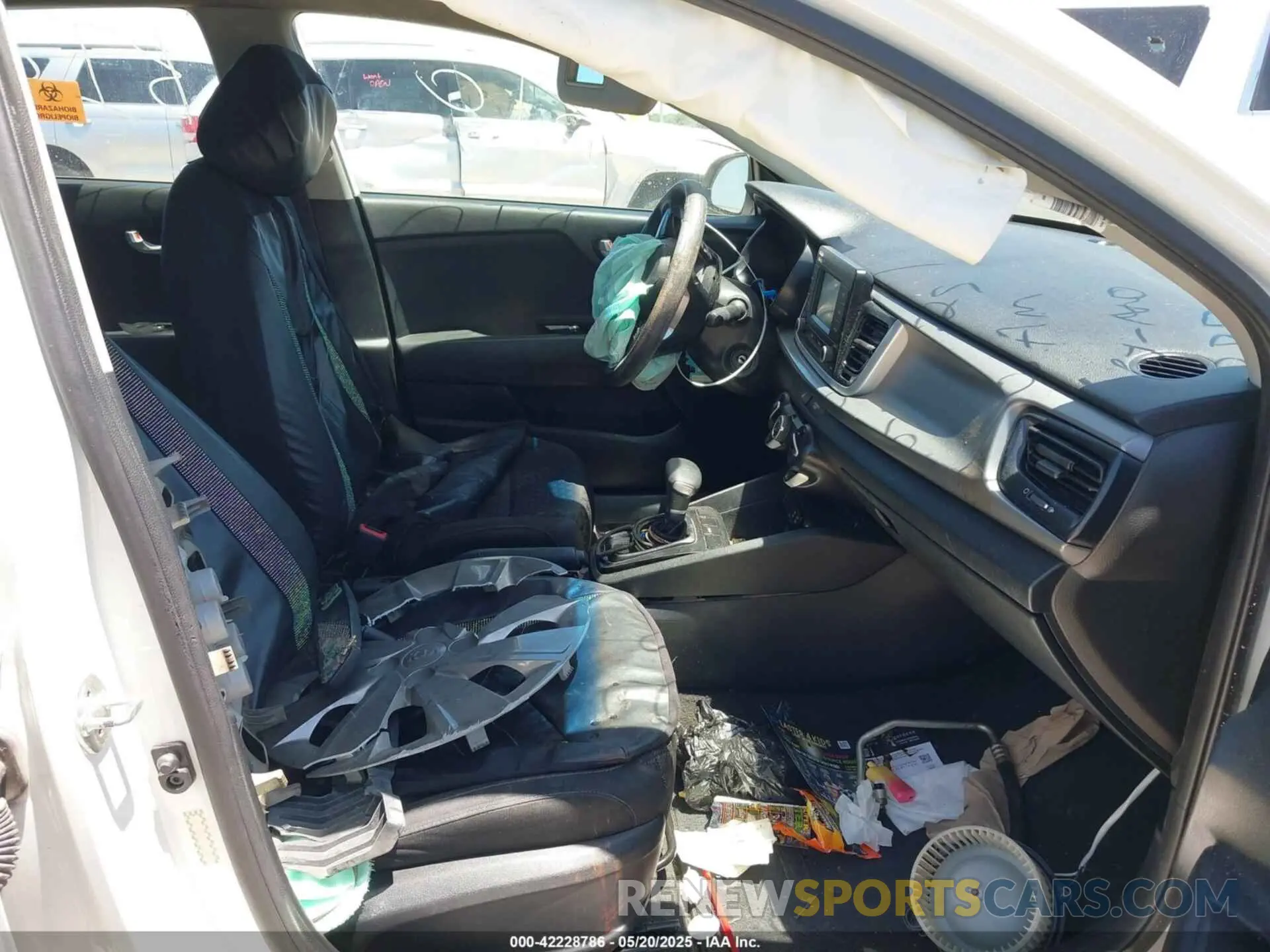 5 Photograph of a damaged car 3KPA24AB1KE211207 KIA RIO 2019