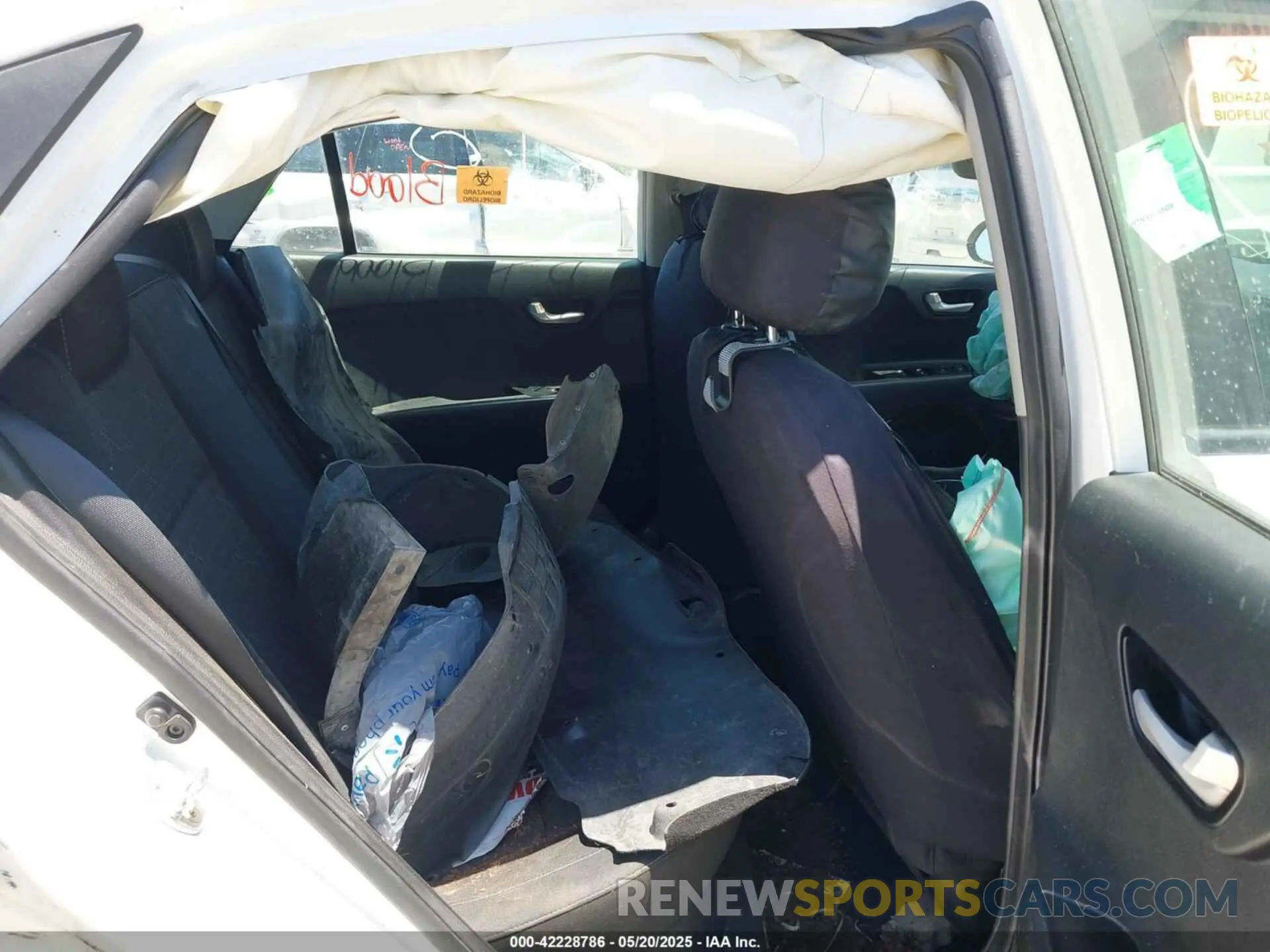 8 Photograph of a damaged car 3KPA24AB1KE211207 KIA RIO 2019