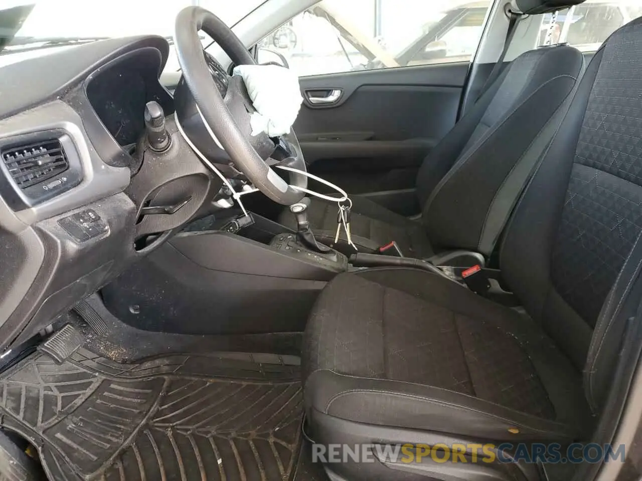 7 Photograph of a damaged car 3KPA24AB1KE221221 KIA RIO 2019
