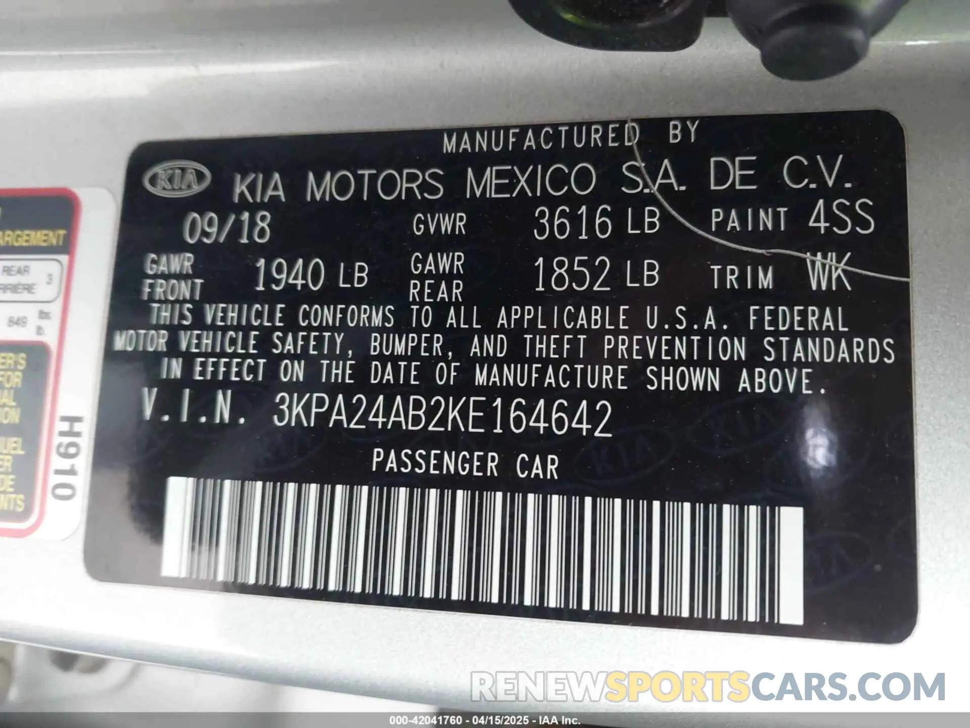 9 Photograph of a damaged car 3KPA24AB2KE164642 KIA RIO 2019