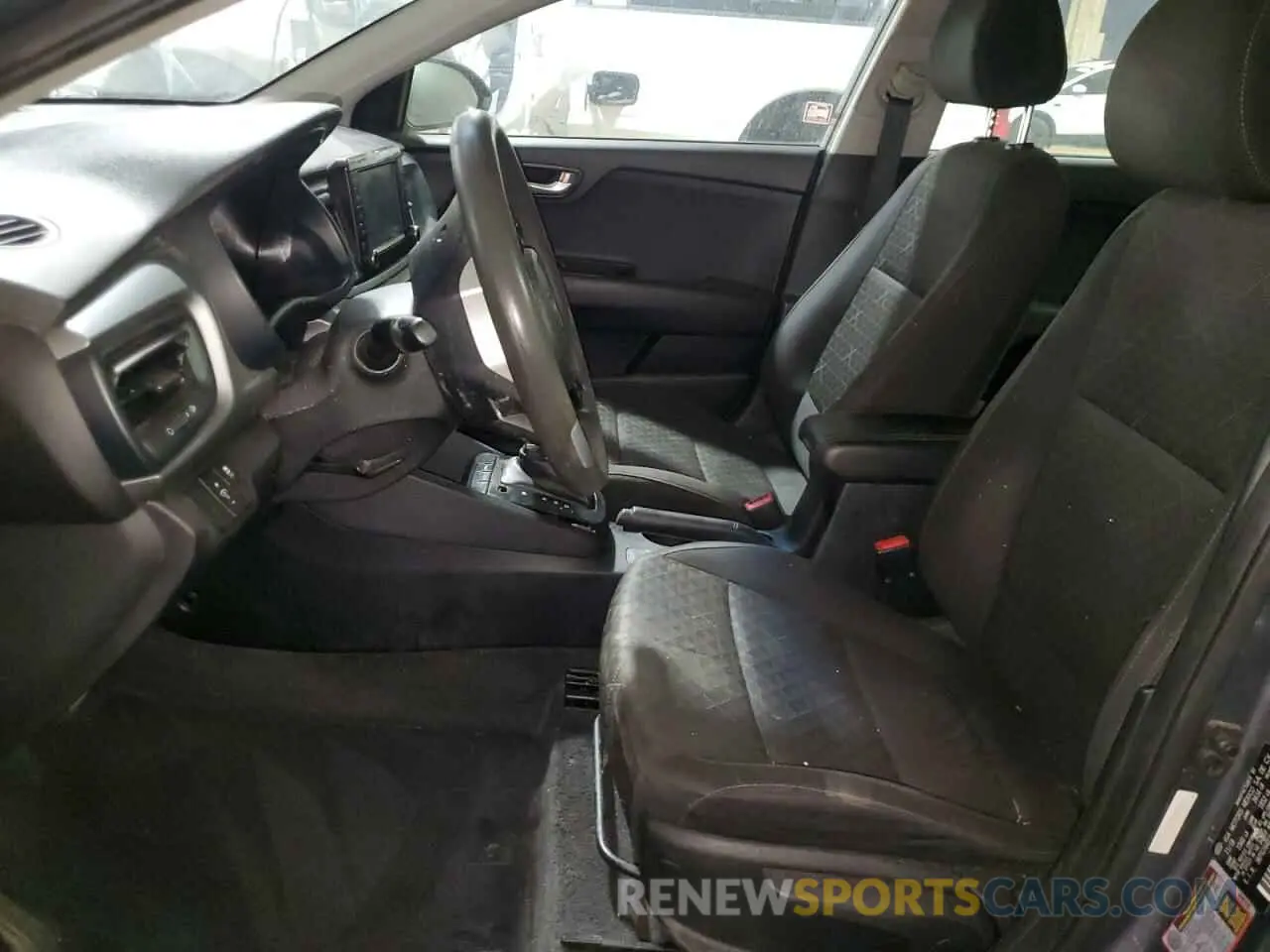 7 Photograph of a damaged car 3KPA24AB2KE179125 KIA RIO 2019