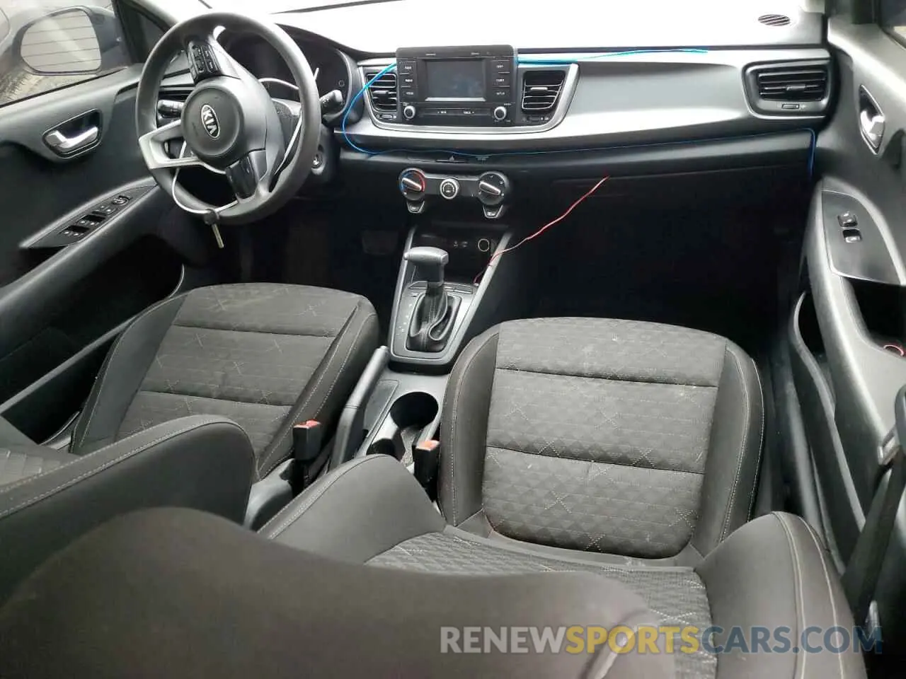 8 Photograph of a damaged car 3KPA24AB2KE184812 KIA RIO 2019