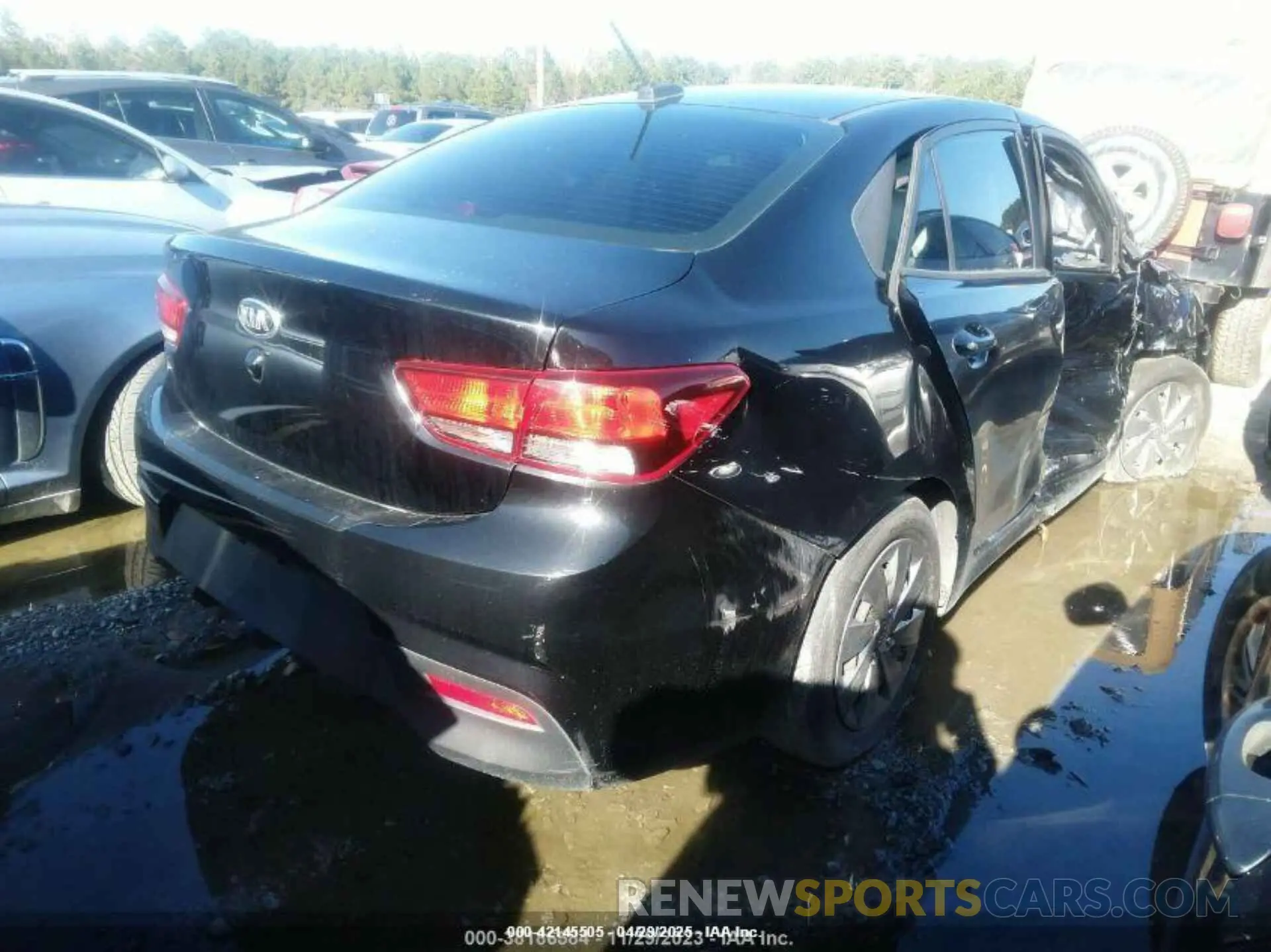 3 Photograph of a damaged car 3KPA24AB2KE200622 KIA RIO 2019