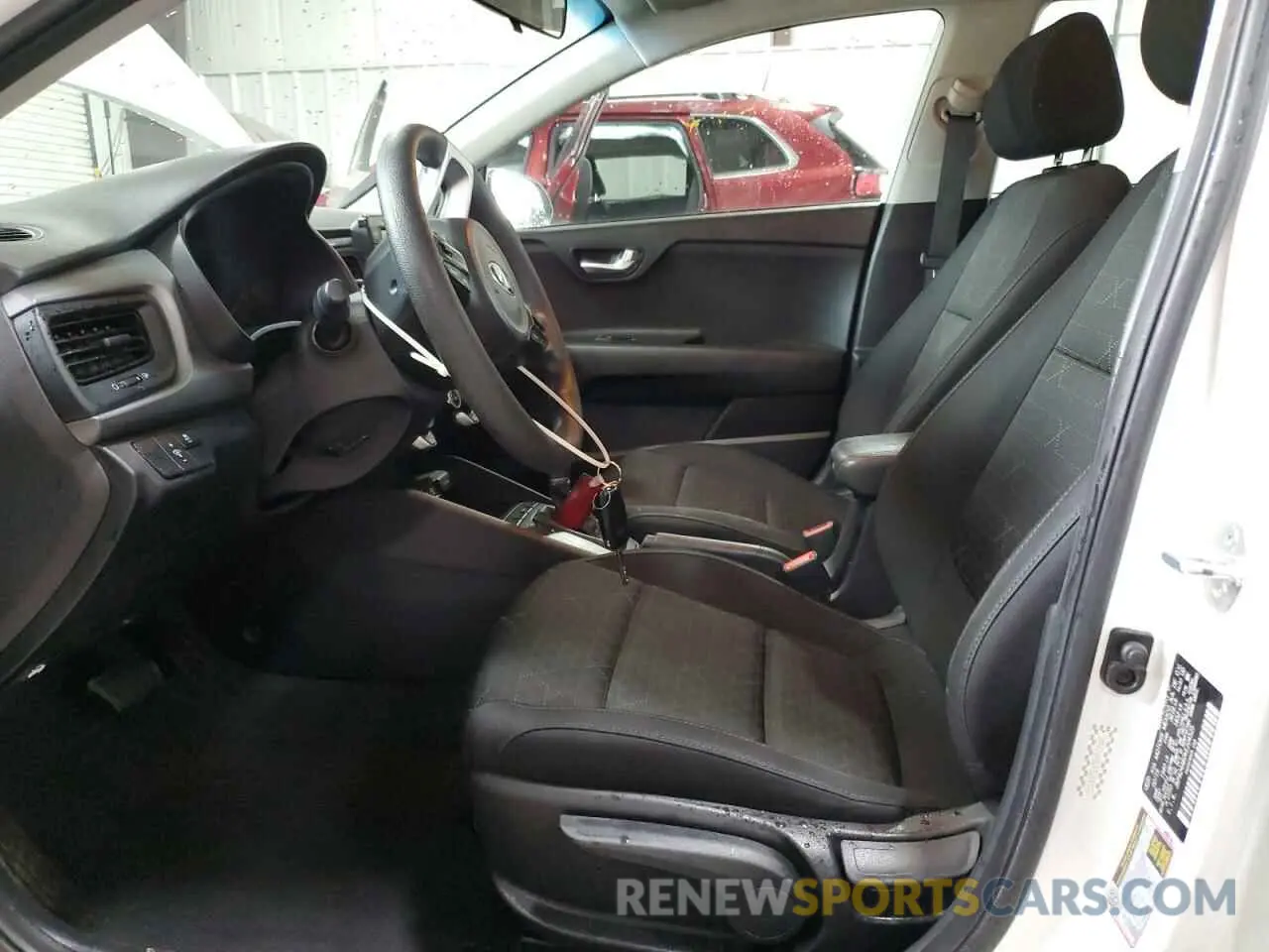 7 Photograph of a damaged car 3KPA24AB2KE204525 KIA RIO 2019