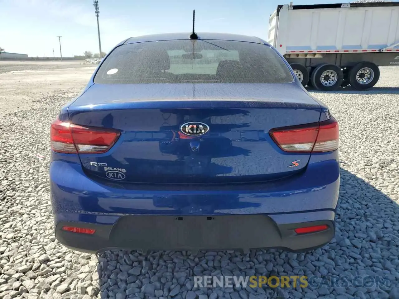 6 Photograph of a damaged car 3KPA24AB2KE217985 KIA RIO 2019