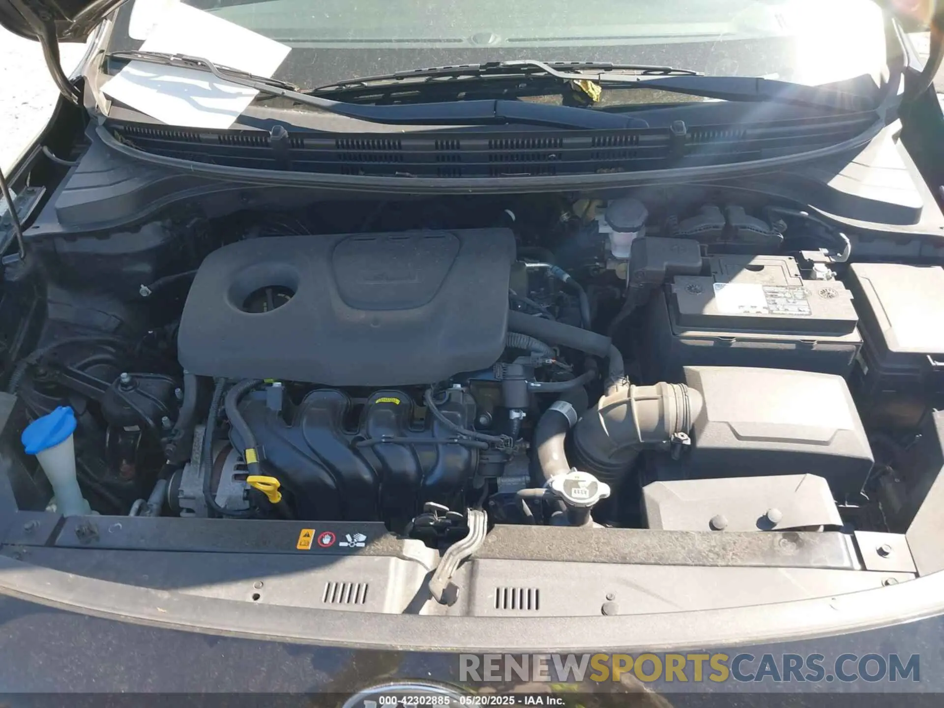 10 Photograph of a damaged car 3KPA24AB2KE218442 KIA RIO 2019
