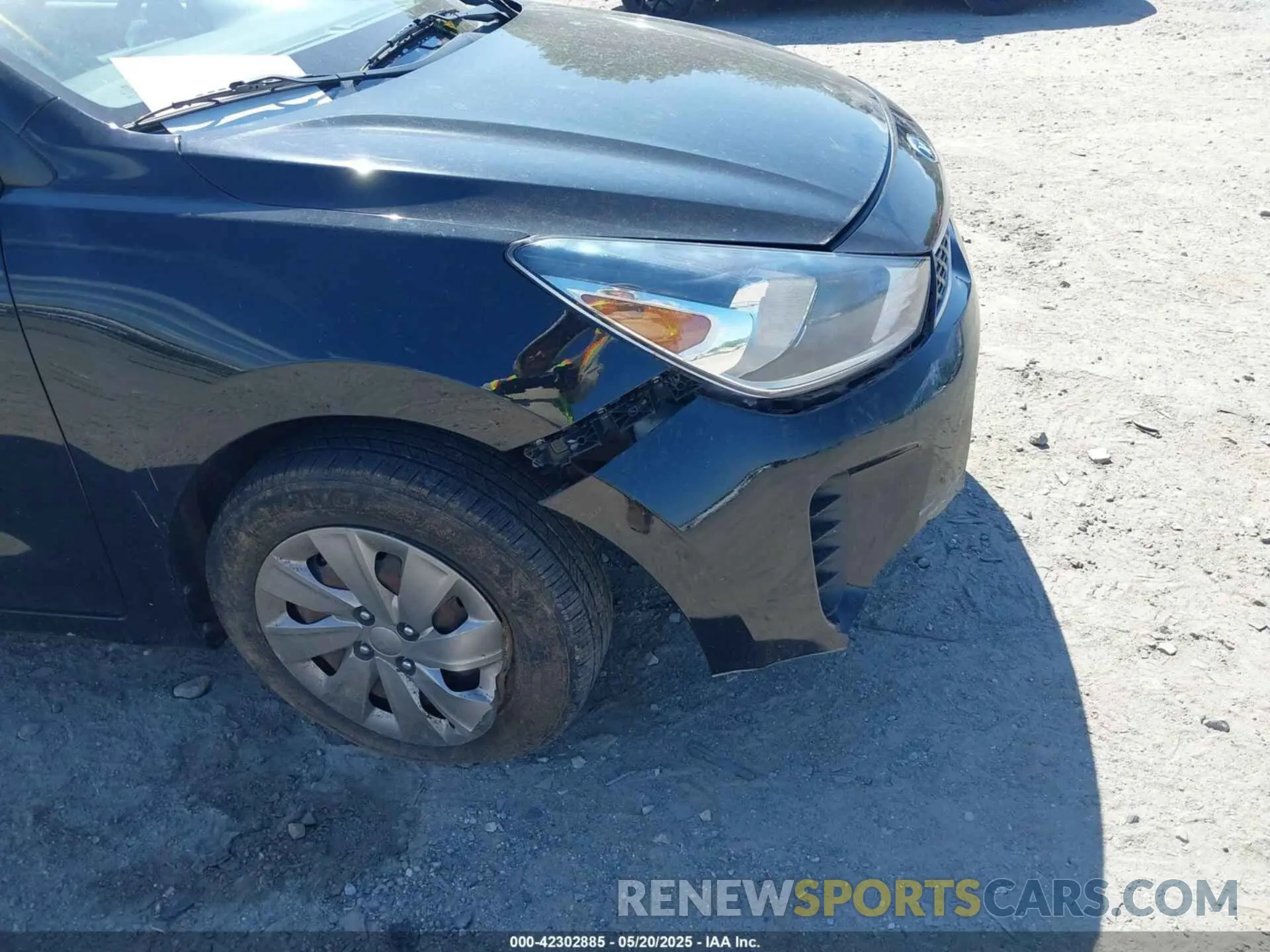 20 Photograph of a damaged car 3KPA24AB2KE218442 KIA RIO 2019